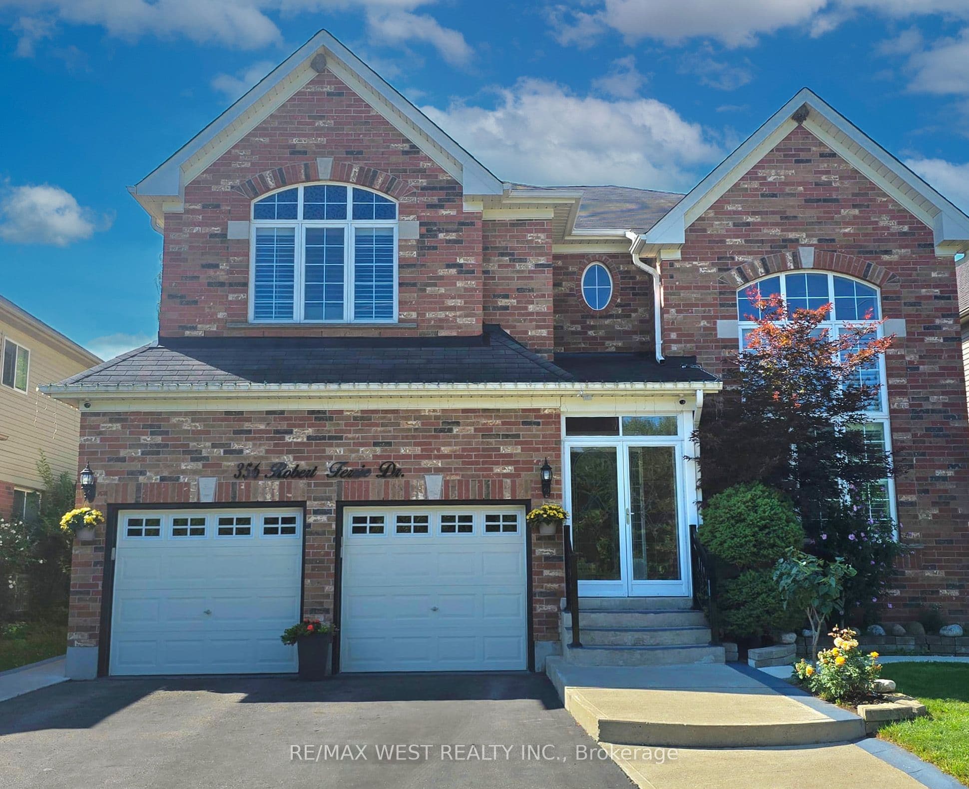 356 Robert Ferrie Drive, Kitchener, ON N2P 2Y6