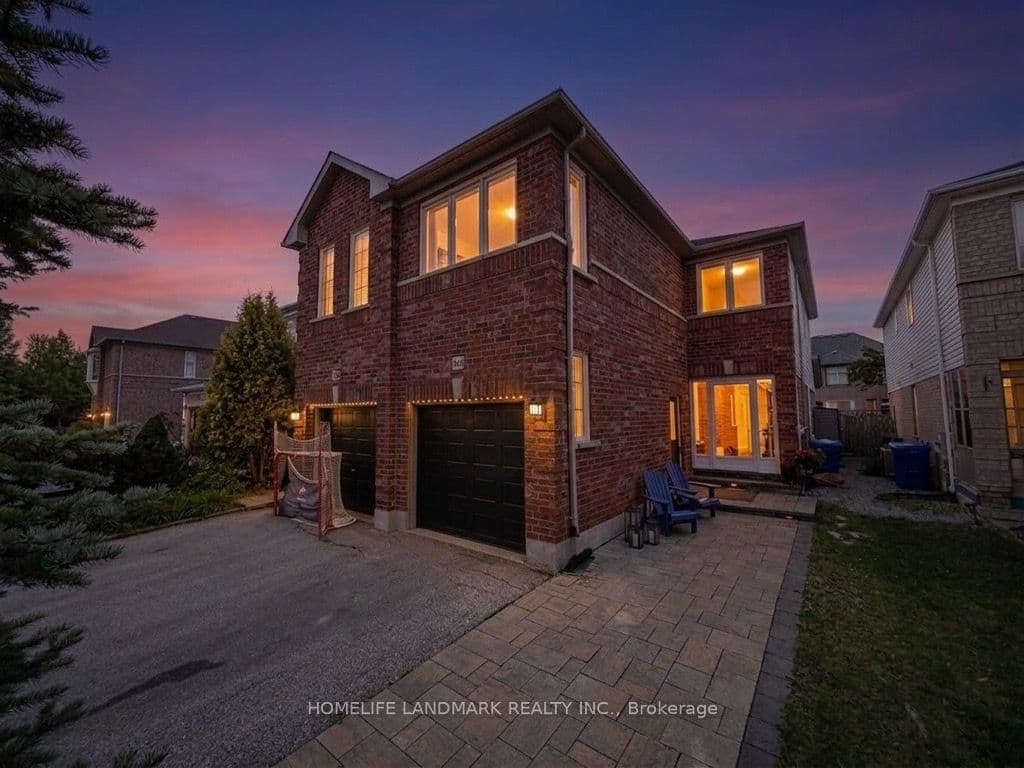434 Heddle Crescent, Newmarket, ON L3X 2J2
