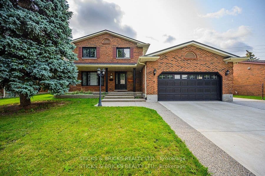 7102 Burbank Crescent, Niagara Falls, ON L2J 4E7