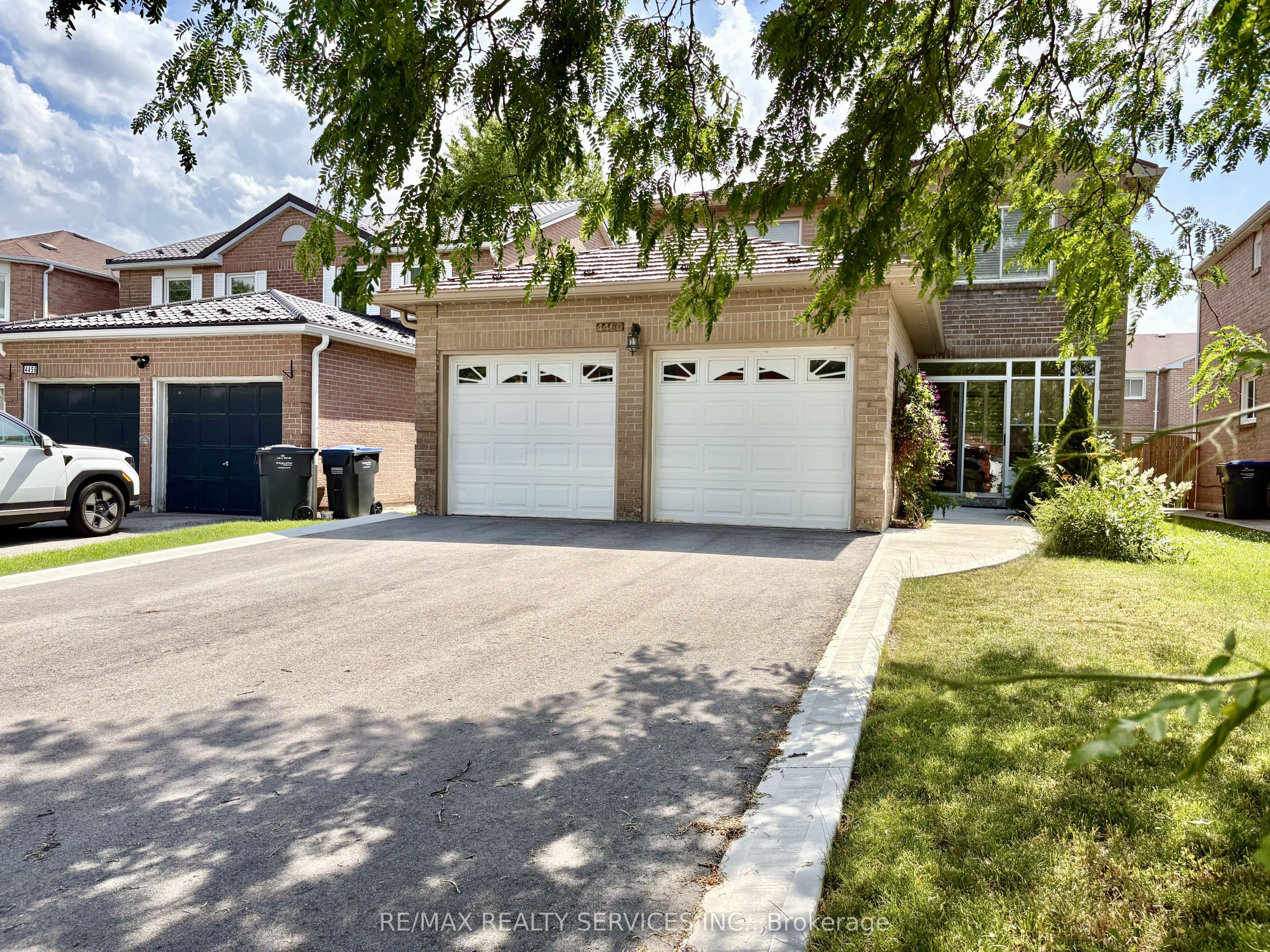 4460 Ashley Avenue, Mississauga, ON L5R 2A2