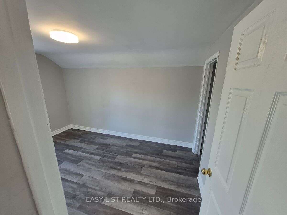 850 St Marys Street, Peterborough, ON K9J 4H5