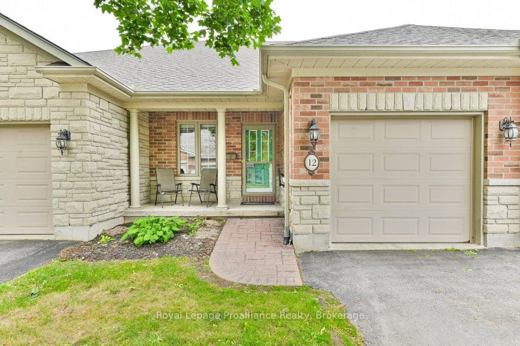 25 Heartwood Drive 12, Belleville, ON K8P 5M2