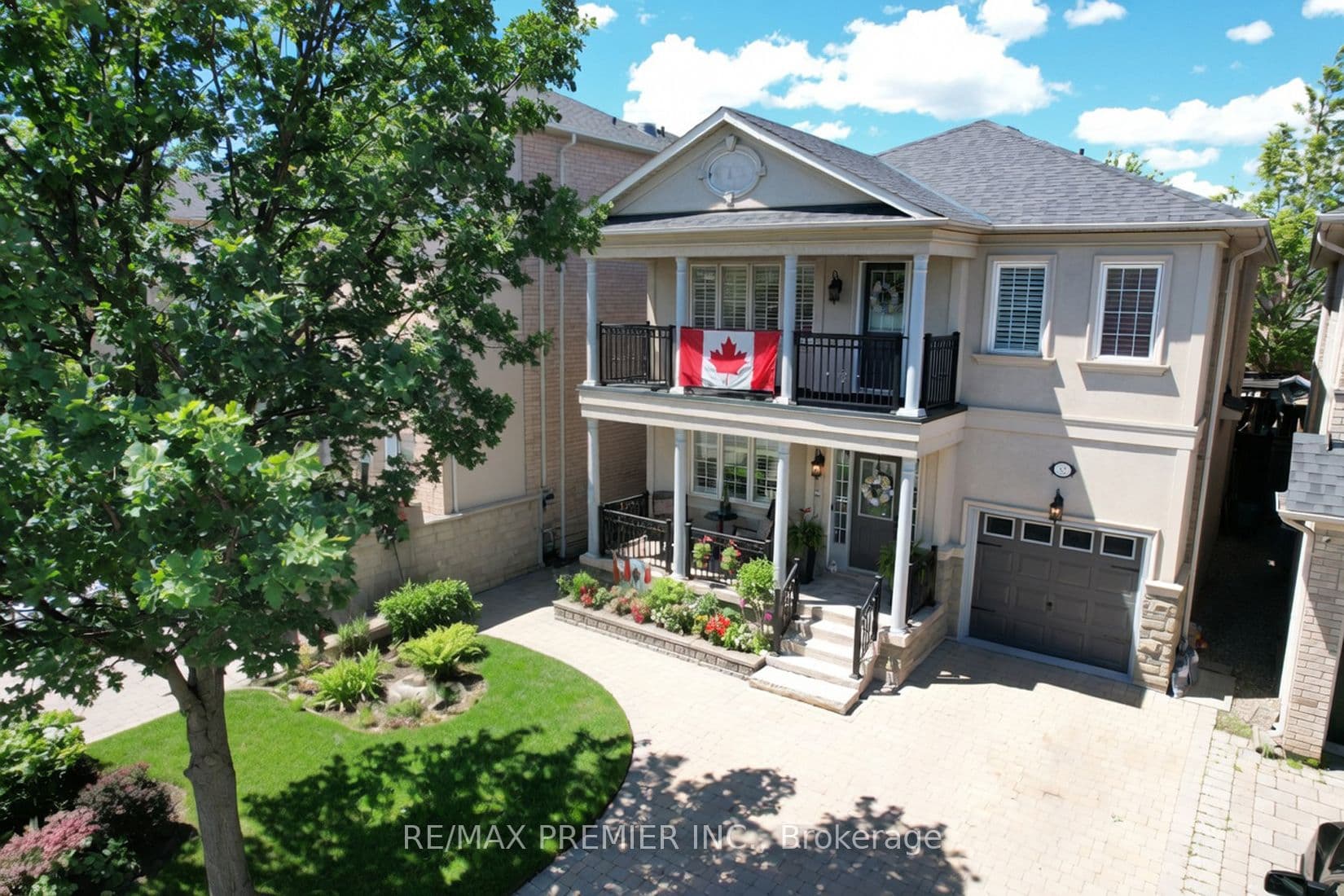 32 Timberwolf Crescent, Vaughan, ON L4H 2W2