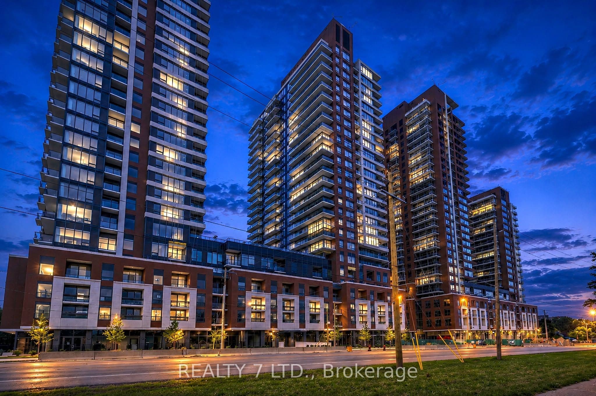 4010 Eglinton Avenue W 708, Toronto, ON M9A 0G5