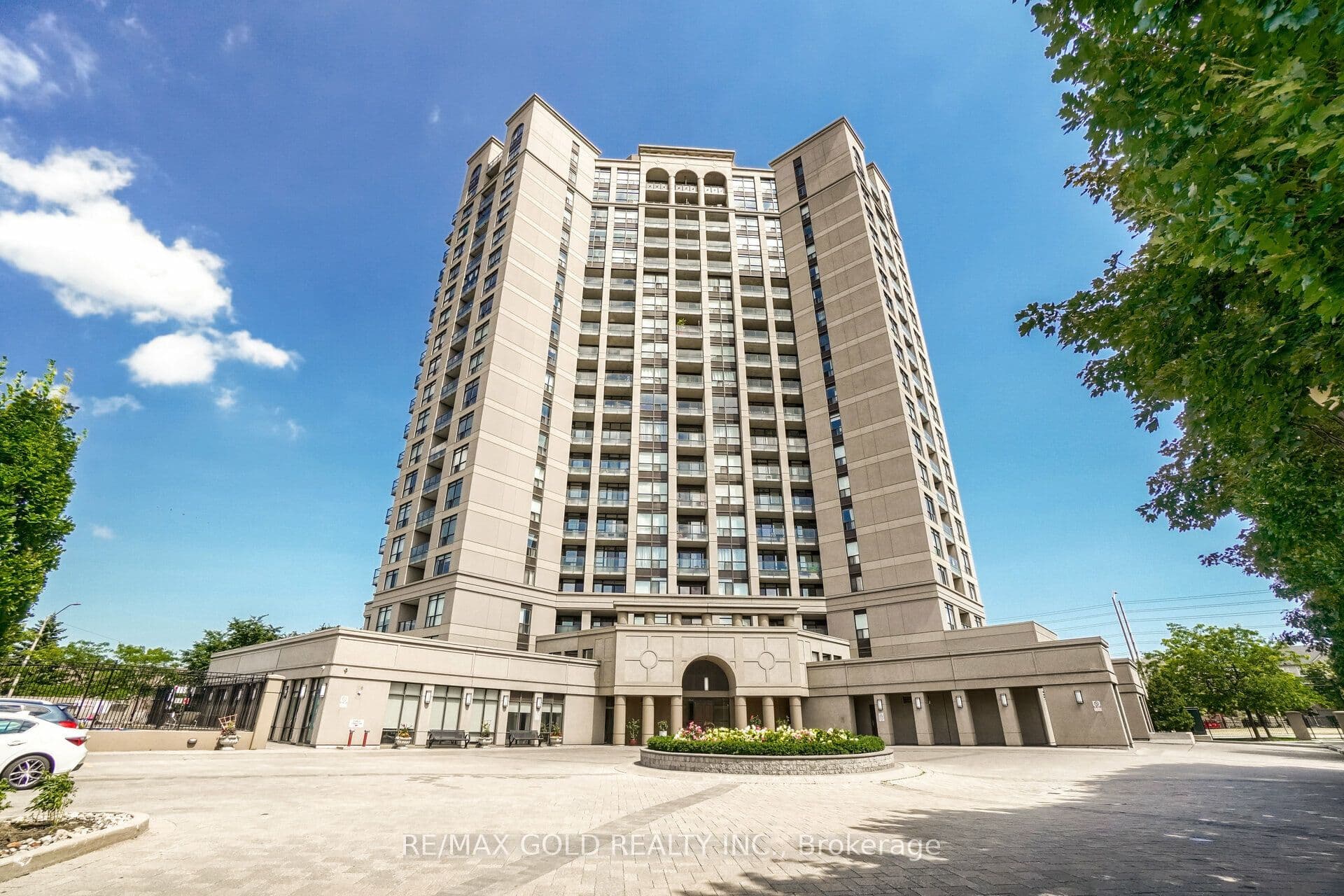 220 Forum Drive 102, Mississauga, ON L4Z 4K1