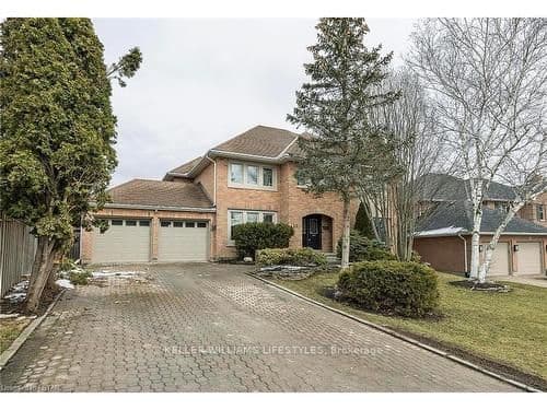 22 PENRITH Crescent, London North, ON N6G 4M8