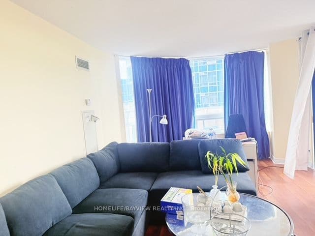 33 Cox Boulevard, Markham, ON L3R 8A6