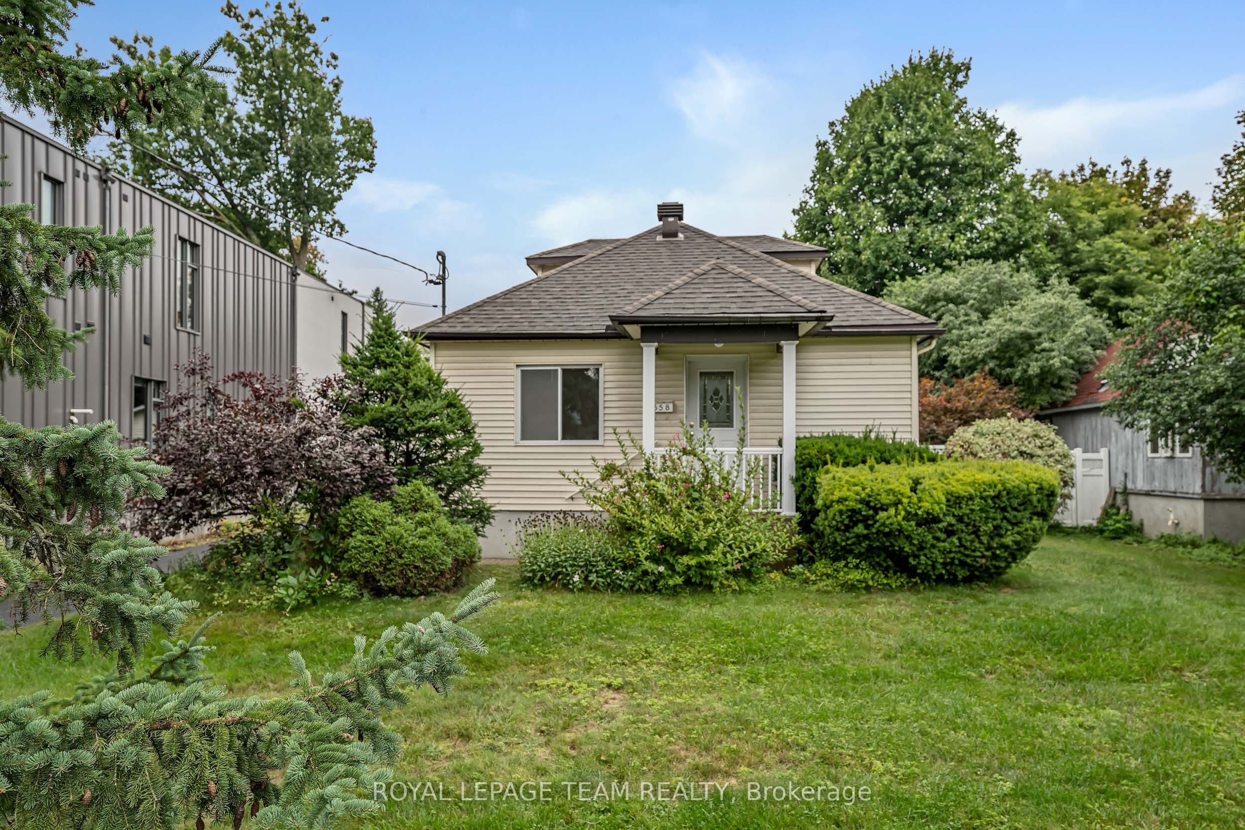 658 Tweedsmuir Avenue, Westboro - Hampton Park, ON K1Z 5P6