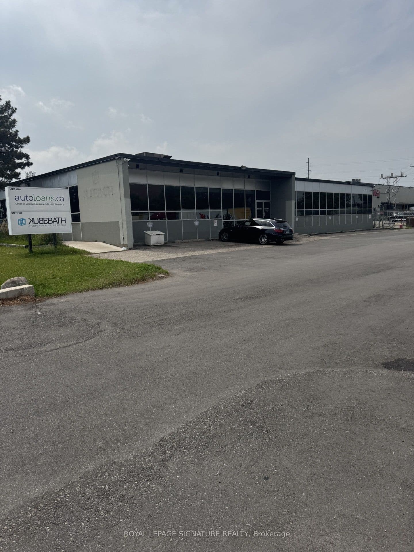 80 Jutland Road 500A, Toronto, ON M8Z 2H1