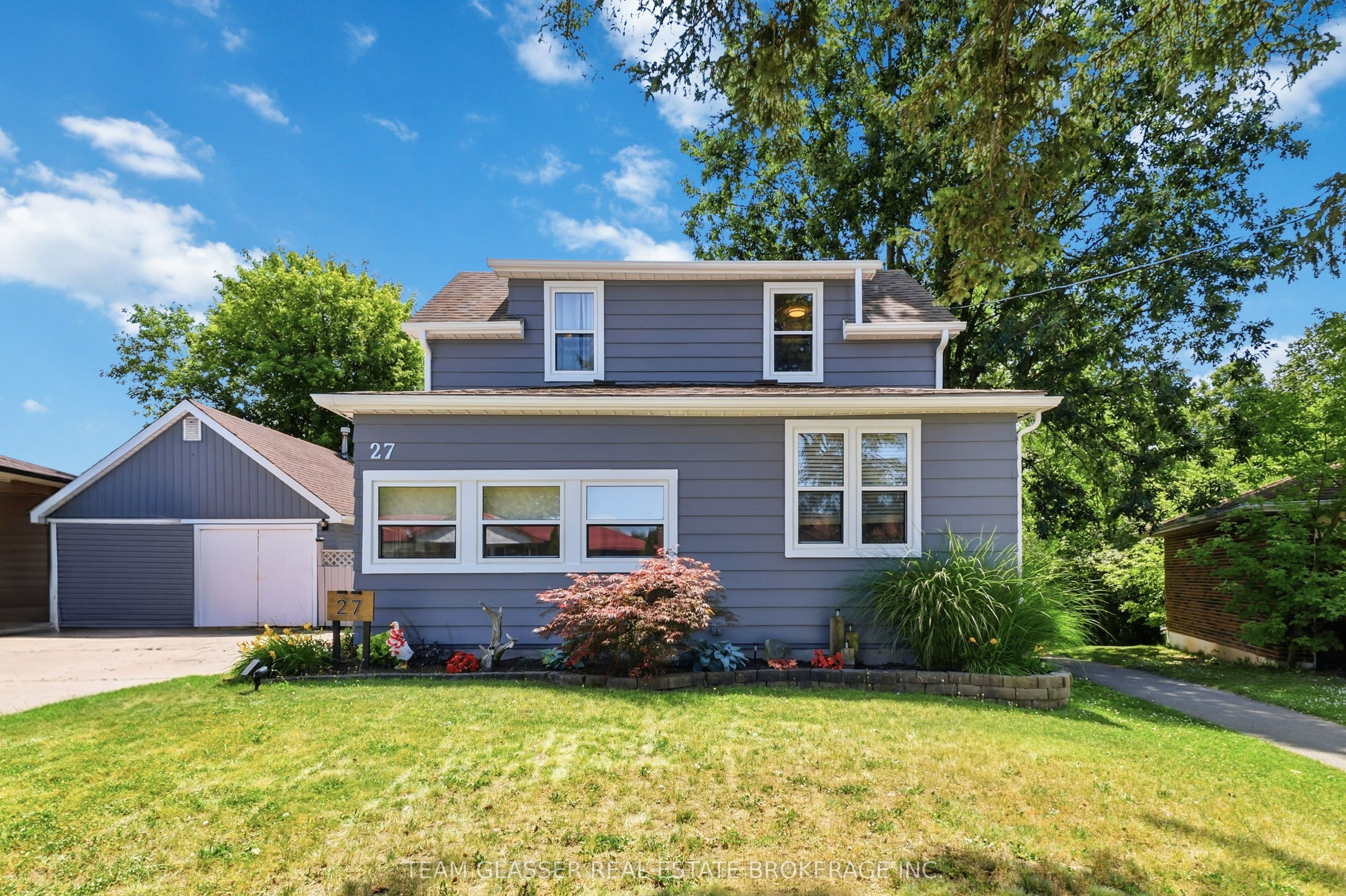 27 DENGATE Crescent, London East, ON N5V 1V7