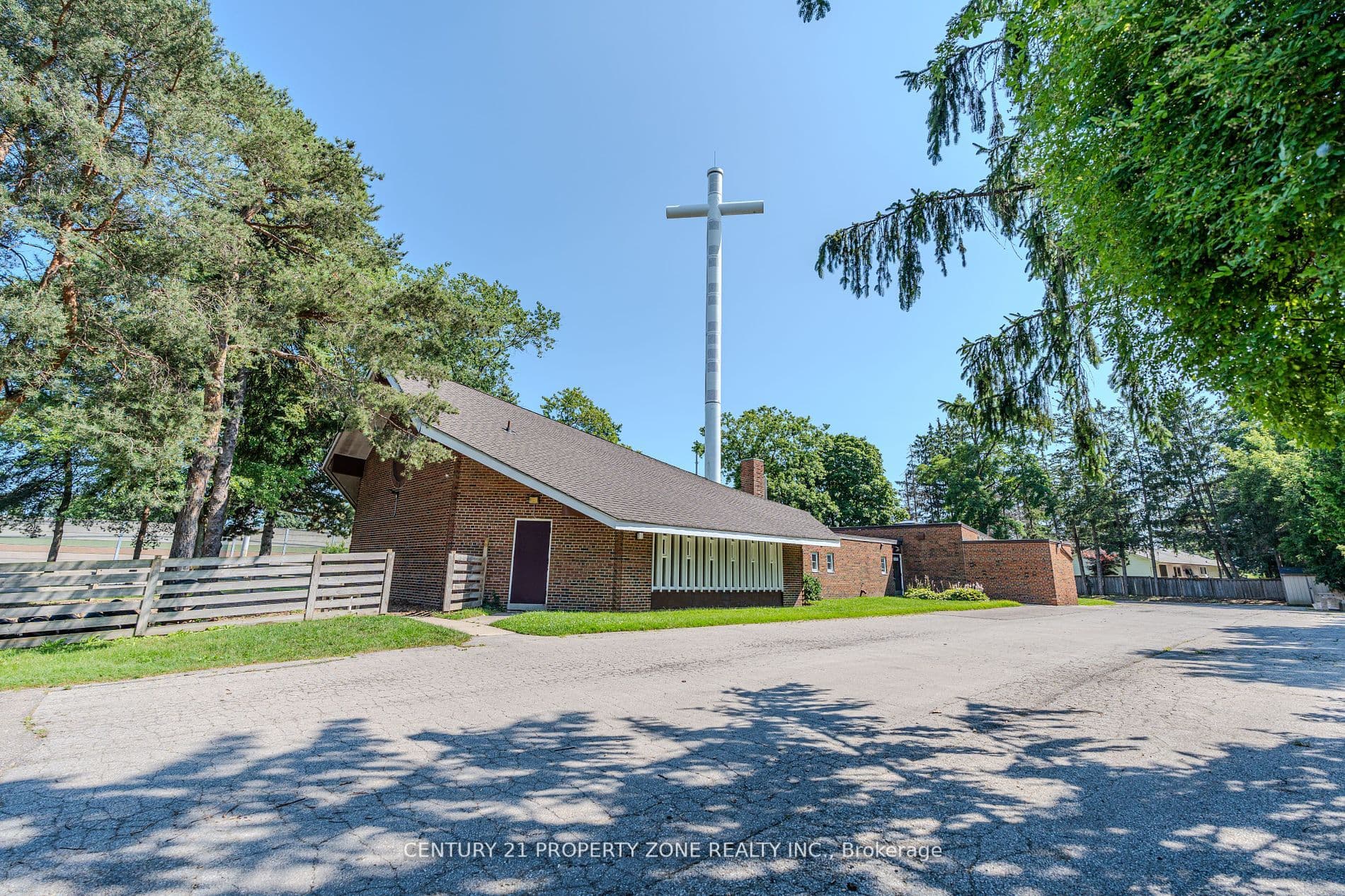 1261 North Sherdian Way, Mississauga, ON L5H 2A3