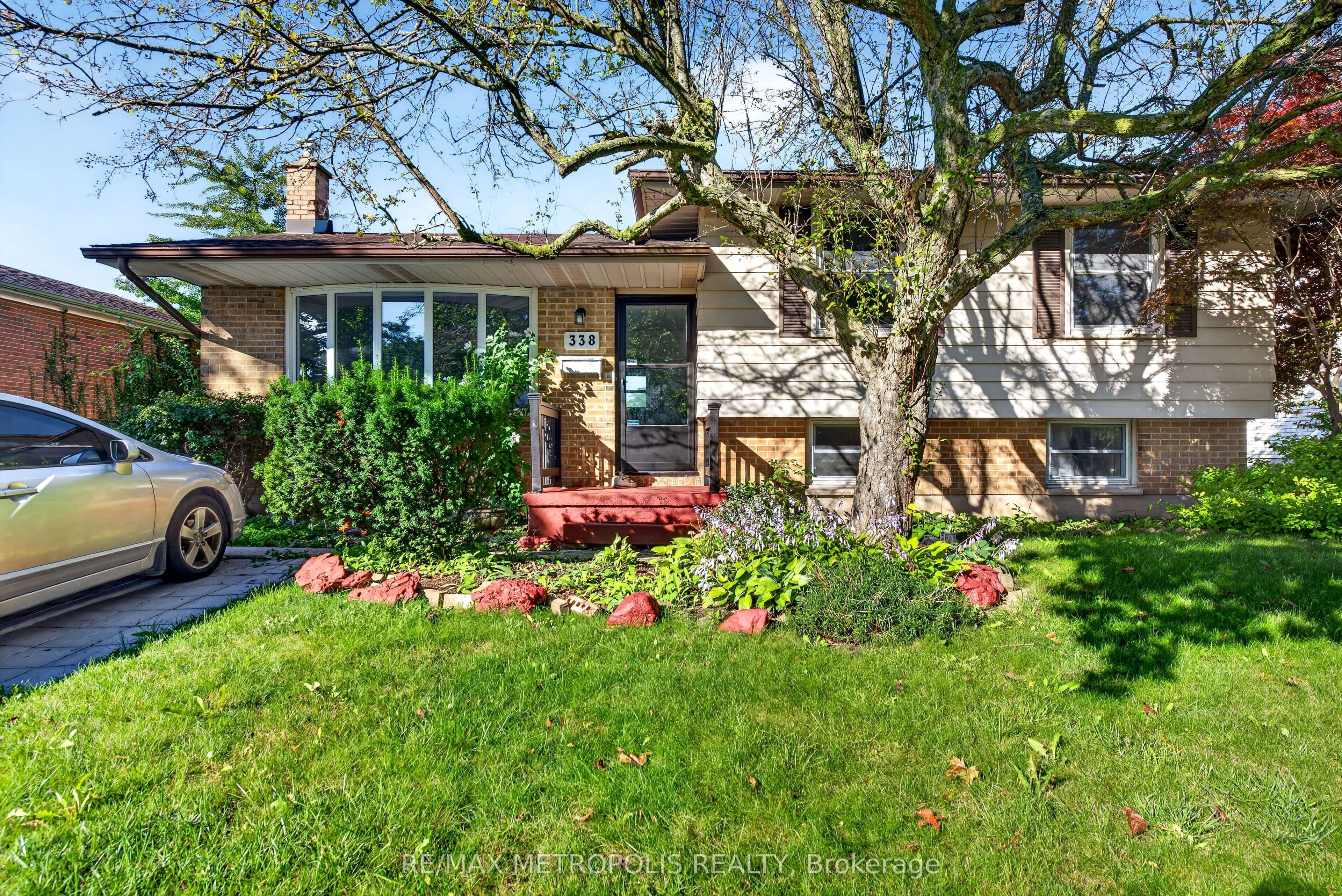 338 Millbank Drive, London South, ON N6C 4W2