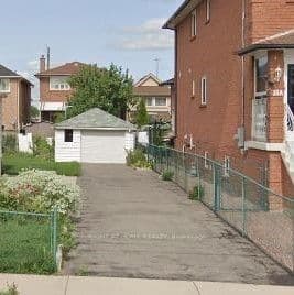 20 Maple Bush Avenue, Toronto, ON M9N 1S6