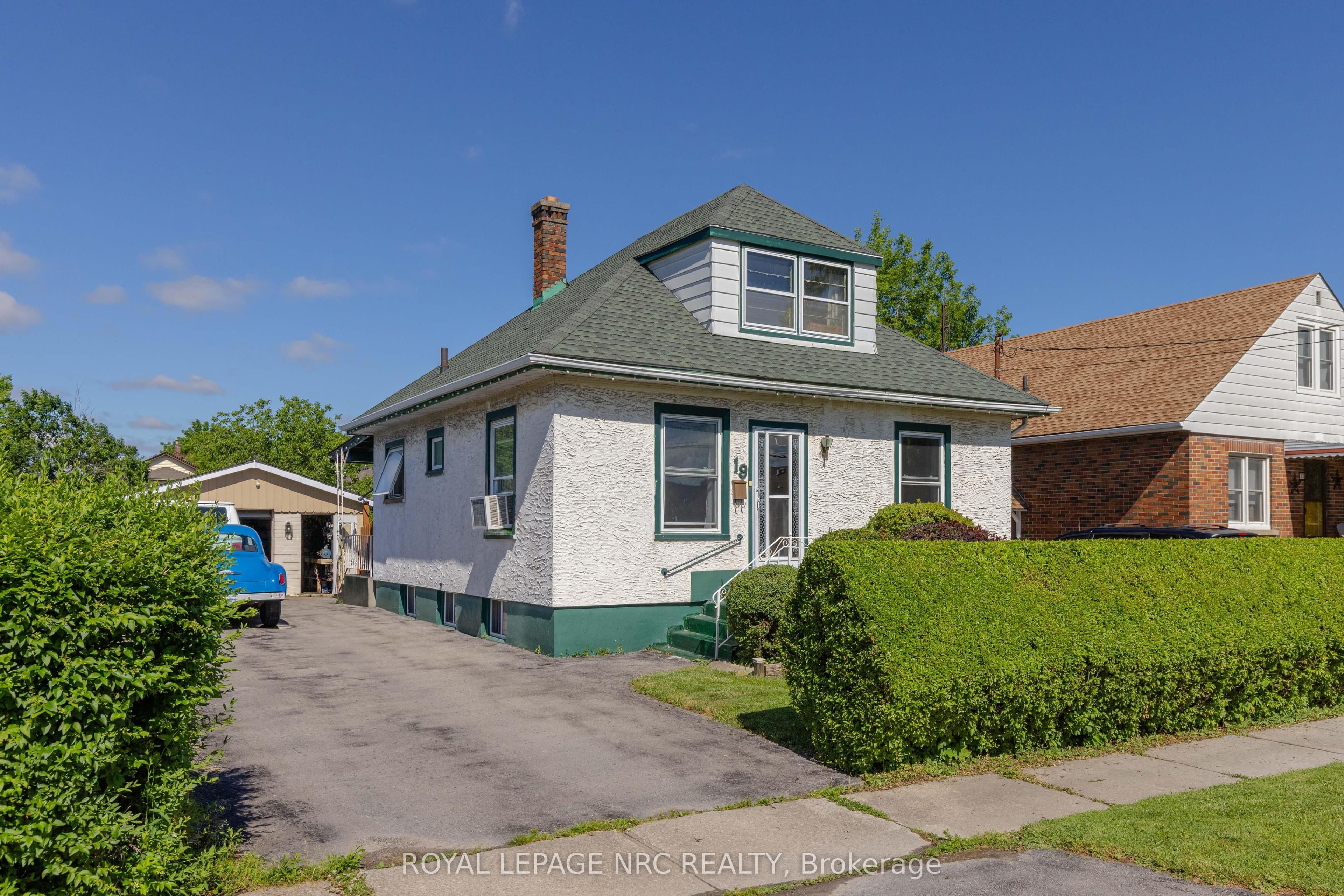 19 Cunningham Street, Thorold, ON L2V 3K6