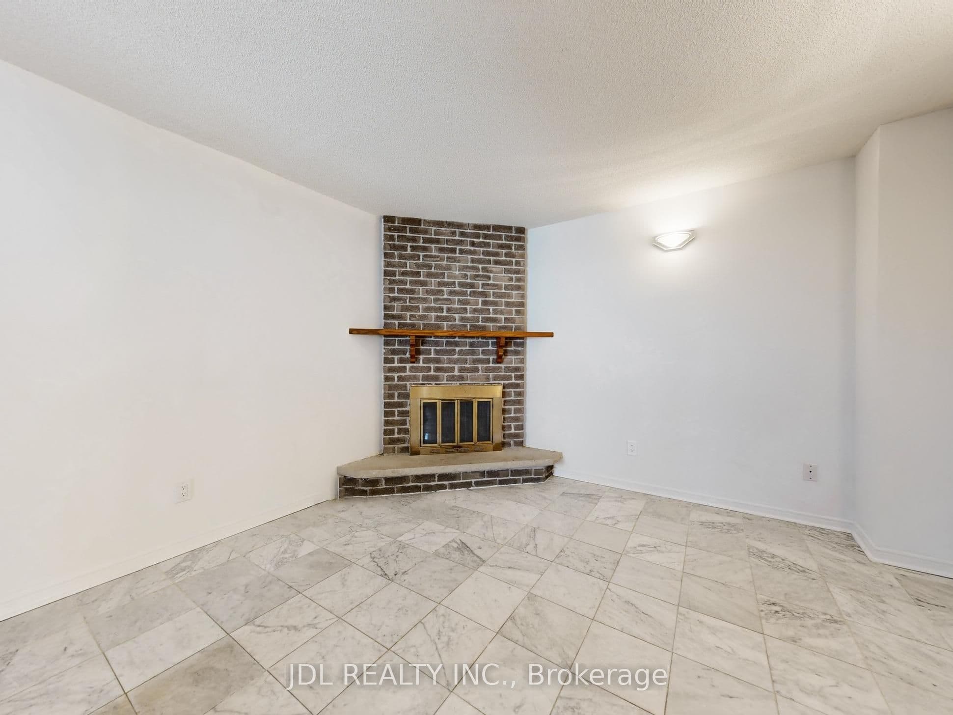 129 Appleby Crescent, Markham, ON L3R 4L1