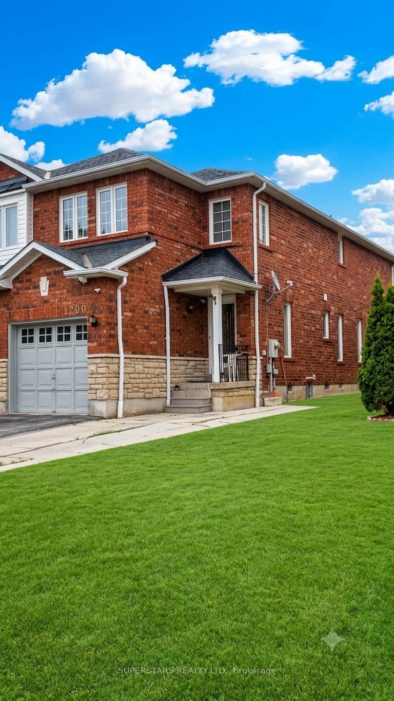 1200 Foxglove Place, Mississauga, ON L5V 2N1