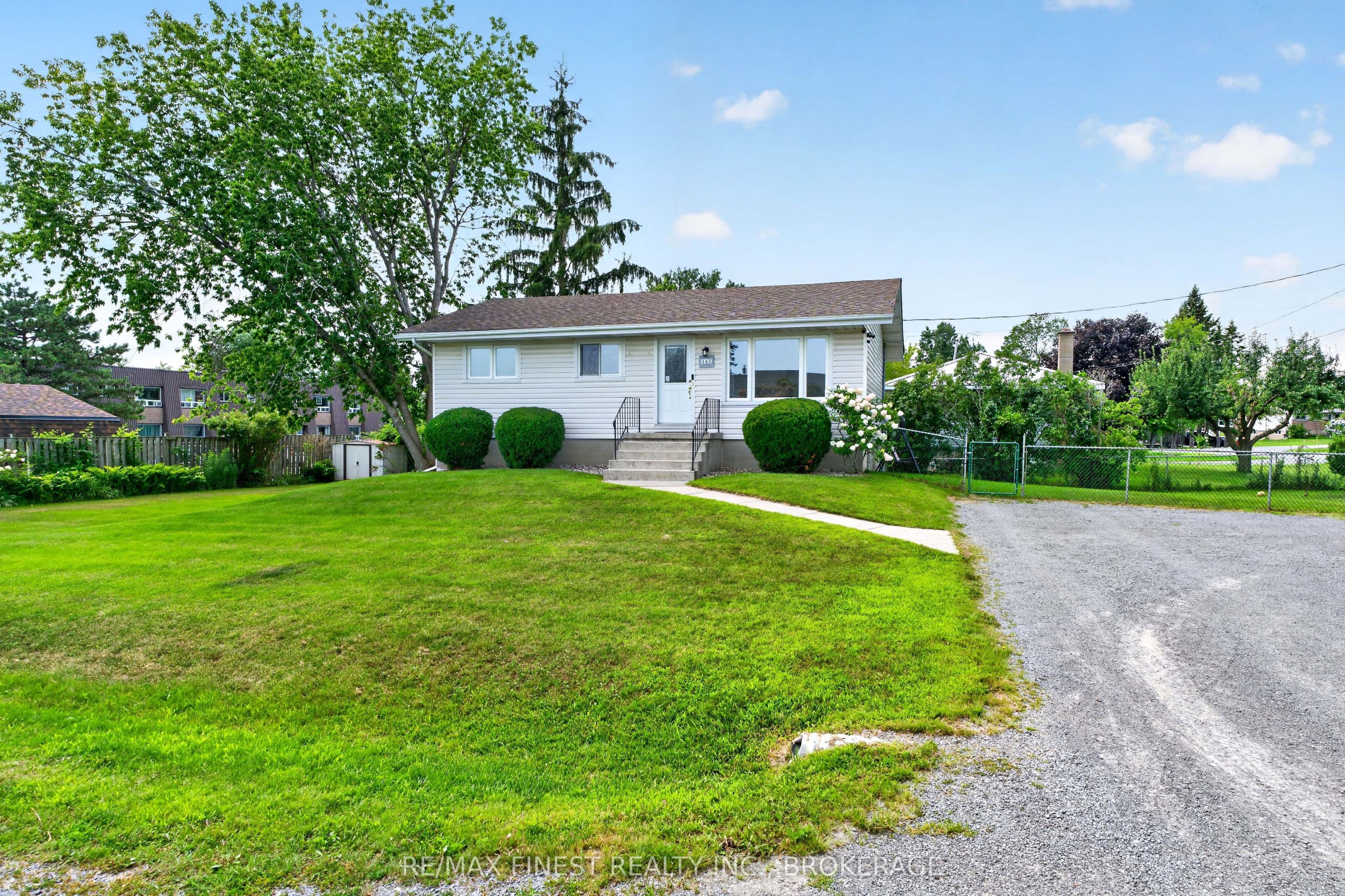 183 Westbury Avenue, Loyalist, ON K0H 1G0