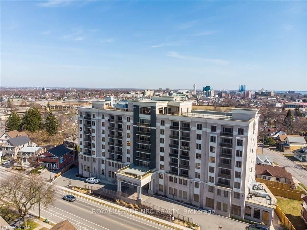 5698 Main Street 508, Niagara Falls, ON L2G 5Z4