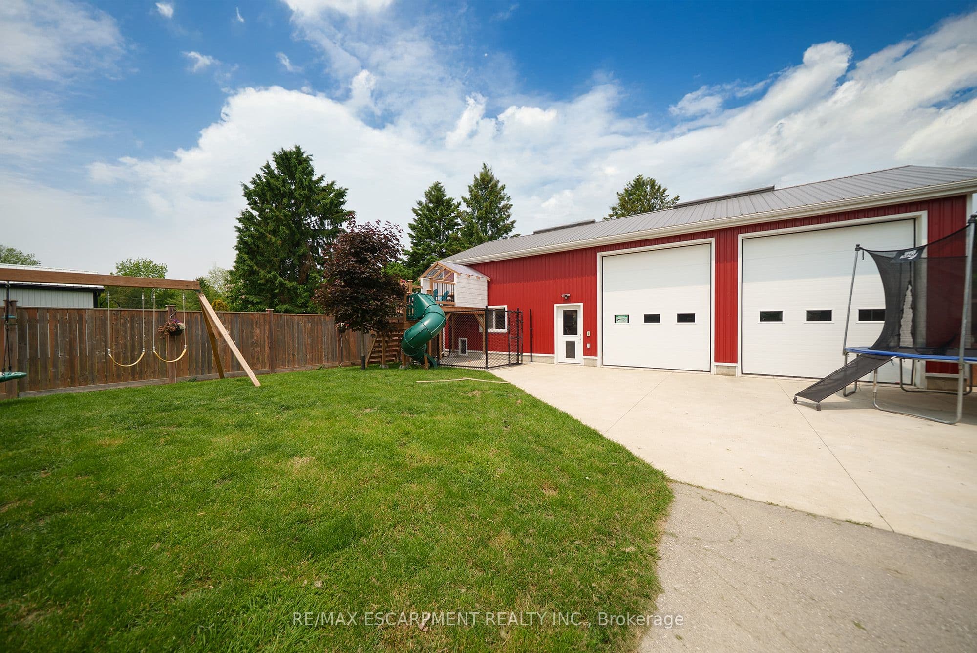 166 King Street, Brant, ON N0E 1A0