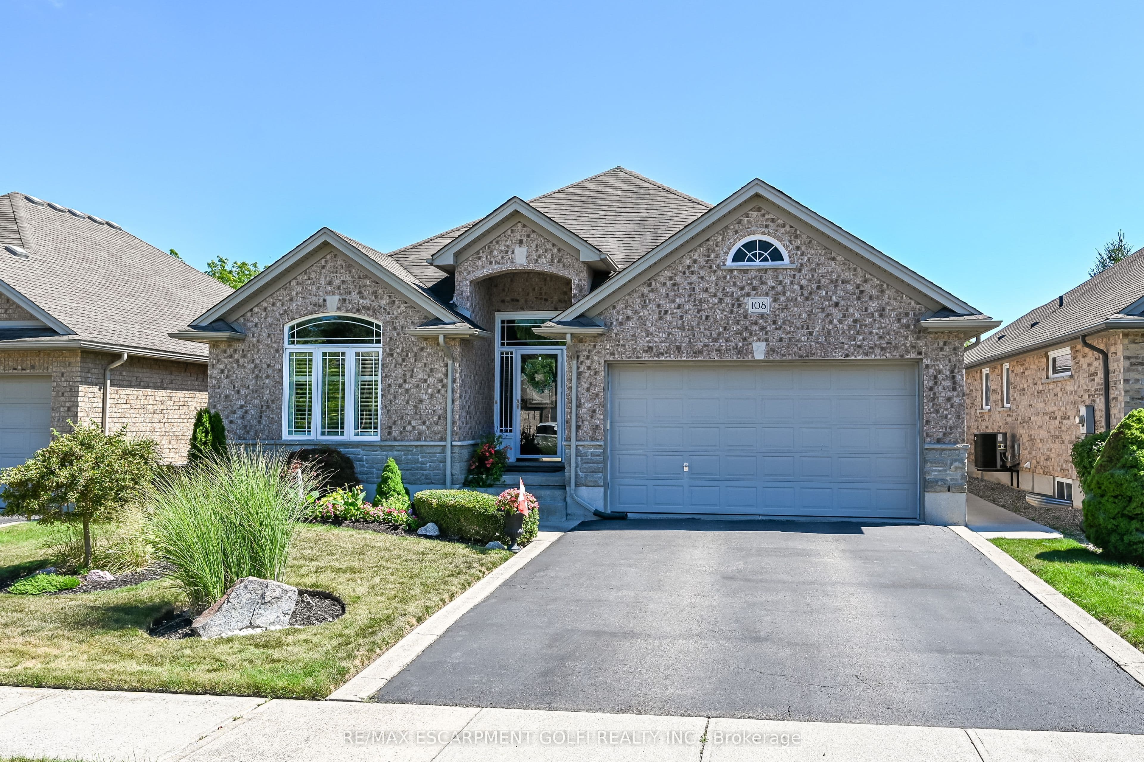 108 WILLOWDALE Crescent, Norfolk, ON N0A 1N5
