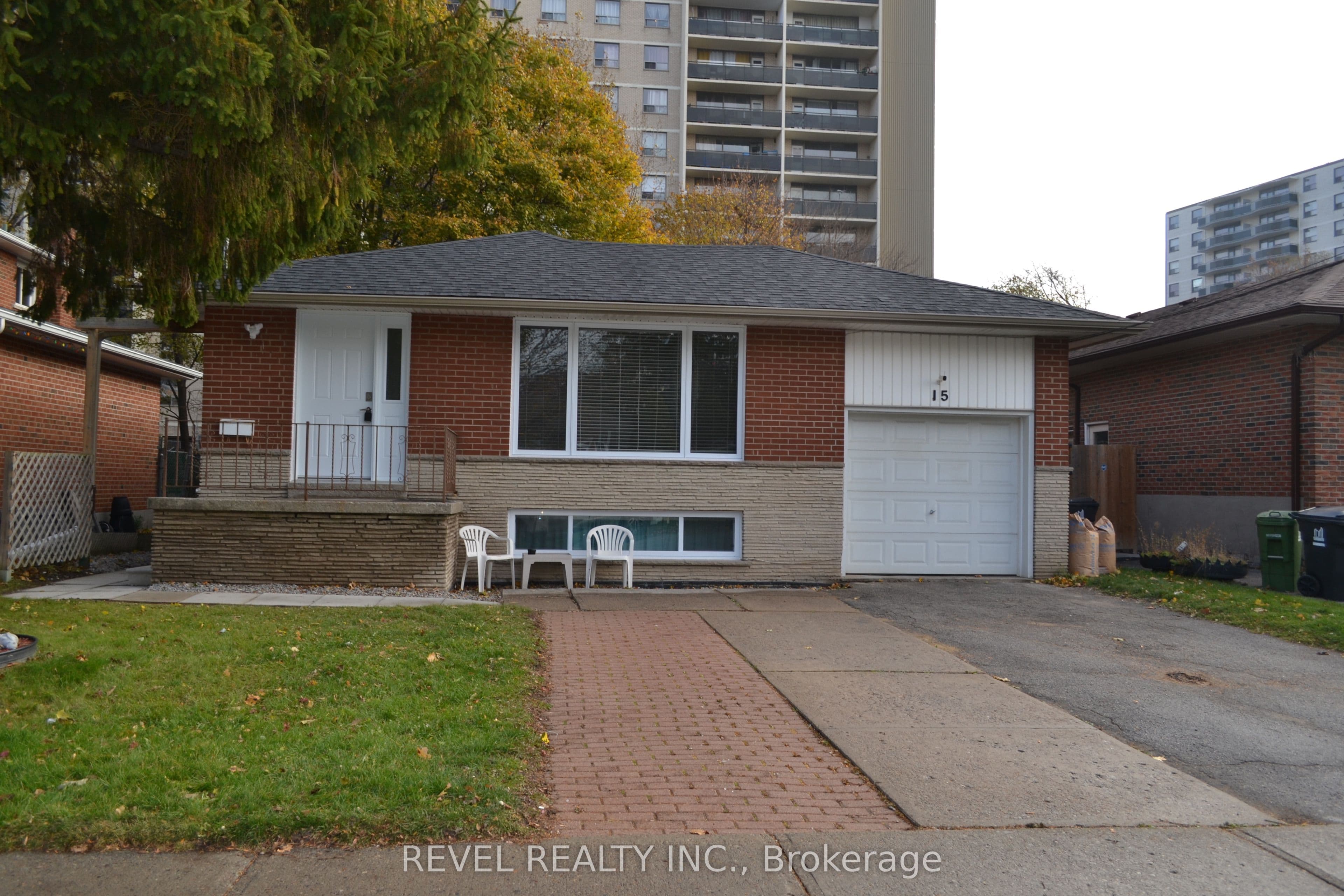 15 Cedar Brae Boulevard, Toronto, ON M1J 2K1