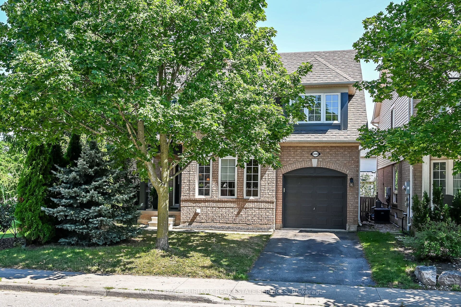 5660 Rosaline Road, Burlington, ON L7L 6T4