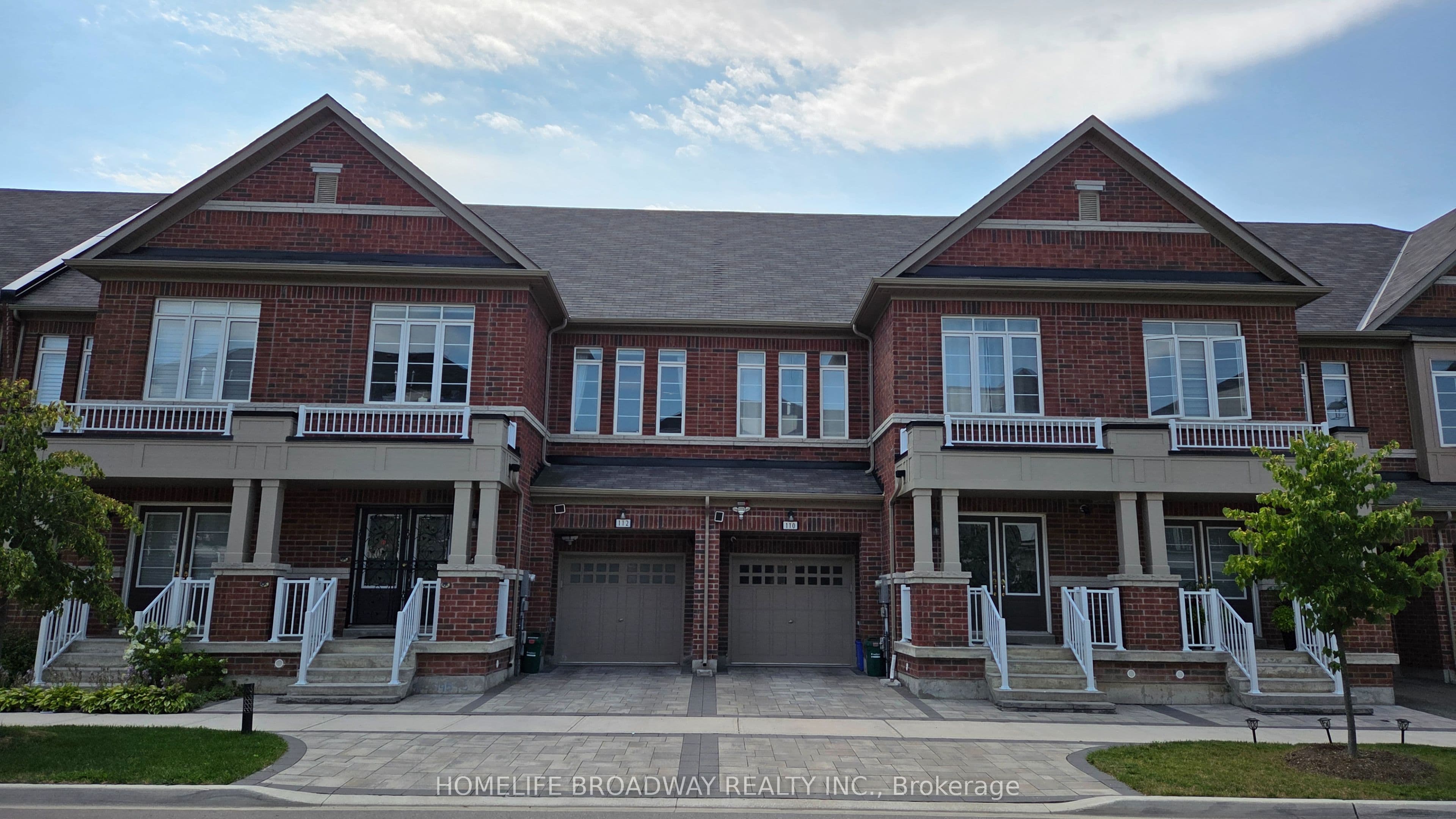 112 Ness Drive, Richmond Hill, ON L4S 0K7