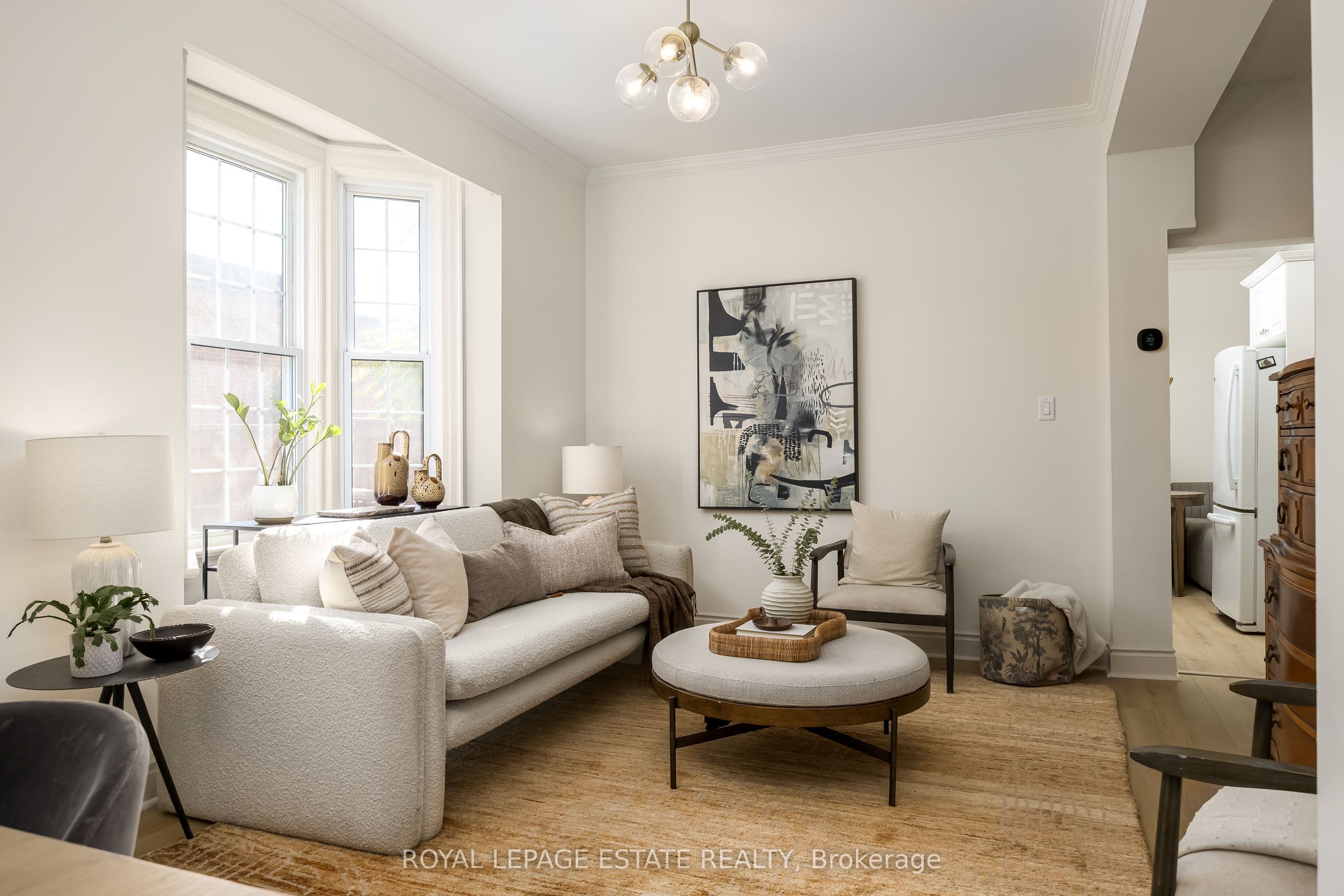 74 Edwin Avenue, Toronto, ON M6P 3Z6