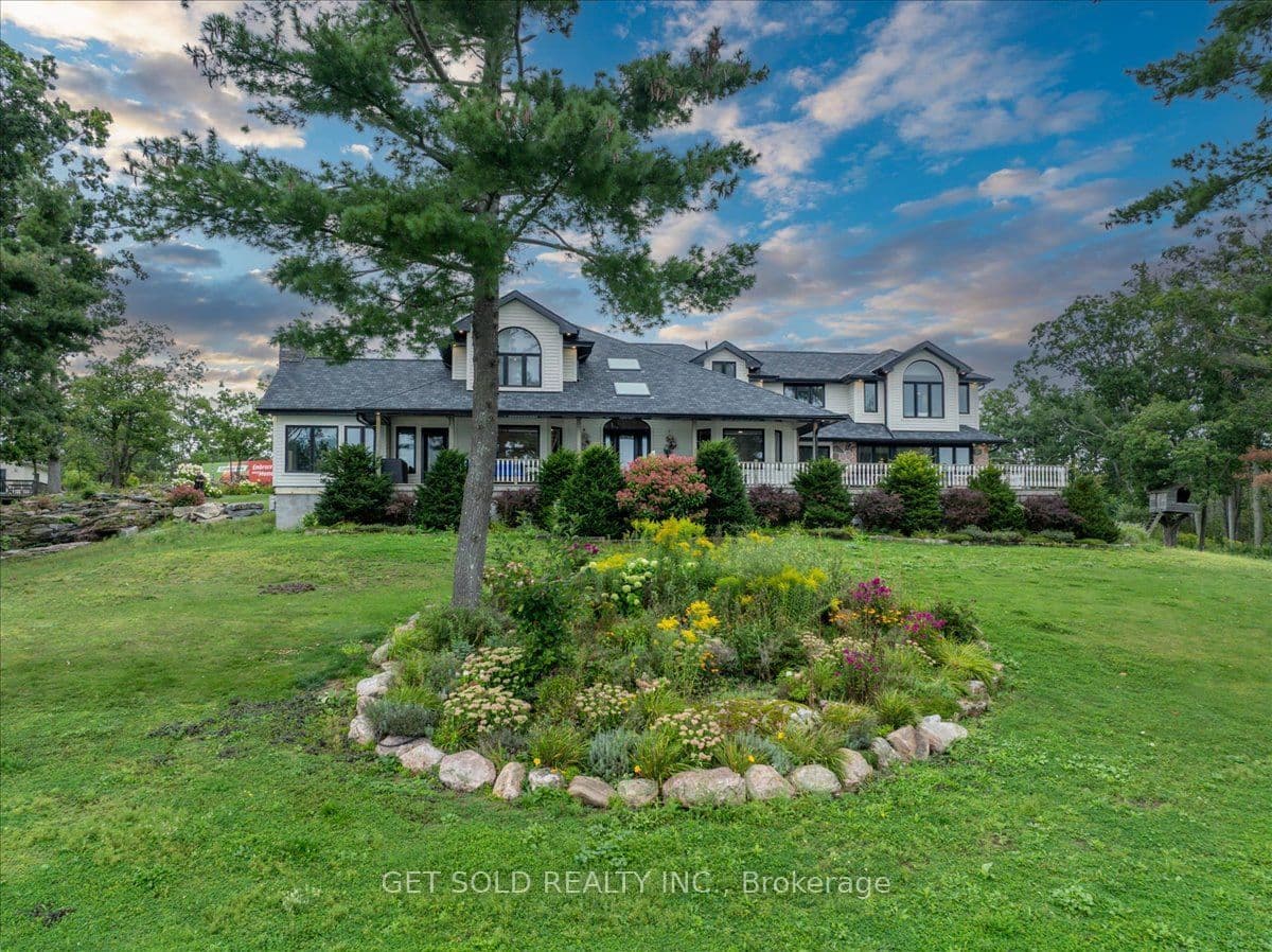 3314 Buckhorn Road, Selwyn, ON K0L 1J0