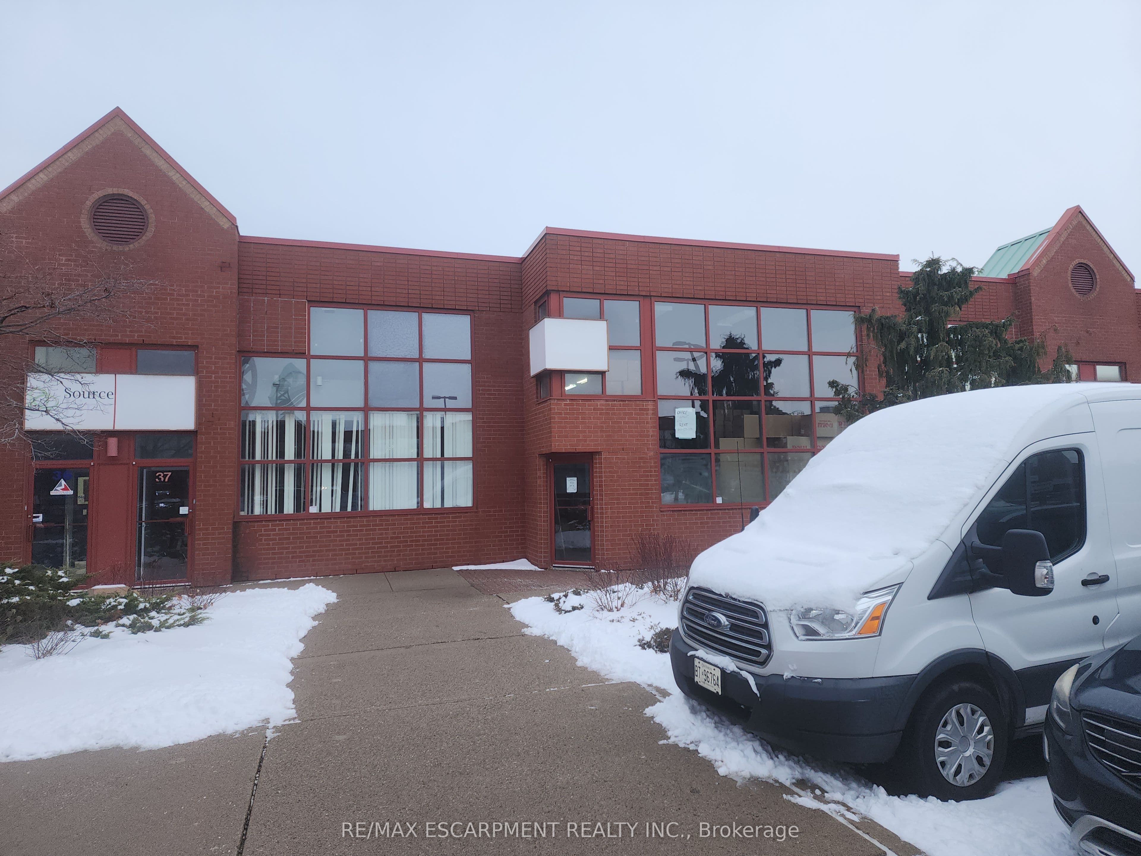 5100 South Service Road 38, Burlington, ON L7L 6A5