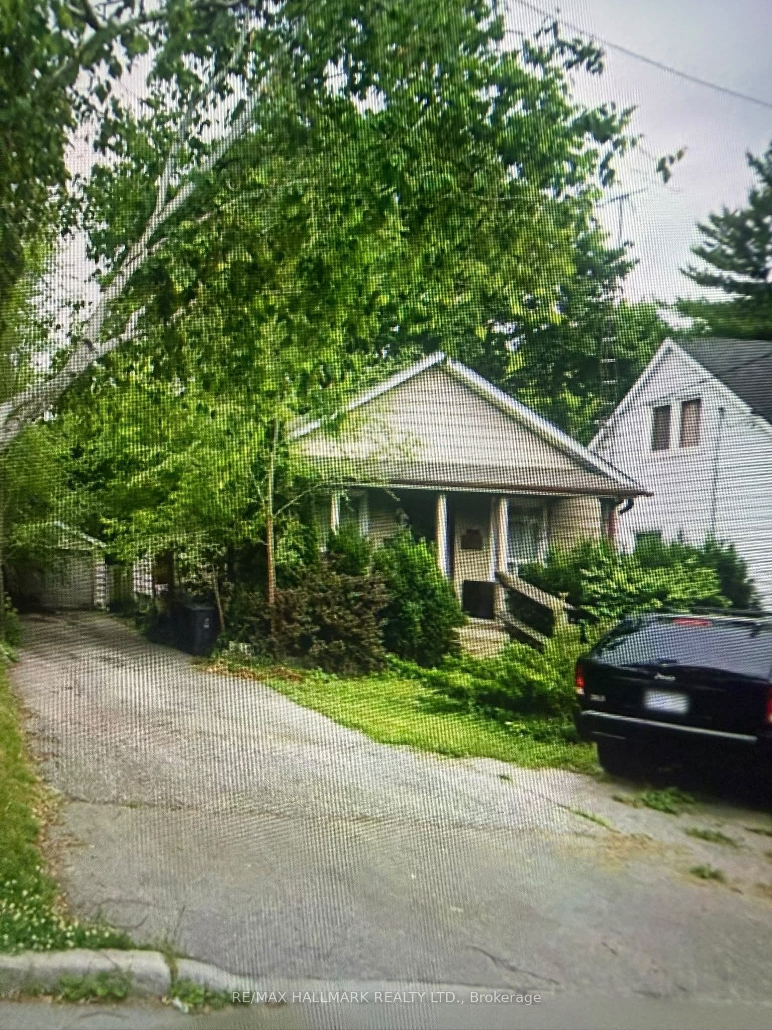 375 Hounslow Avenue, Toronto, ON M2R 1H7