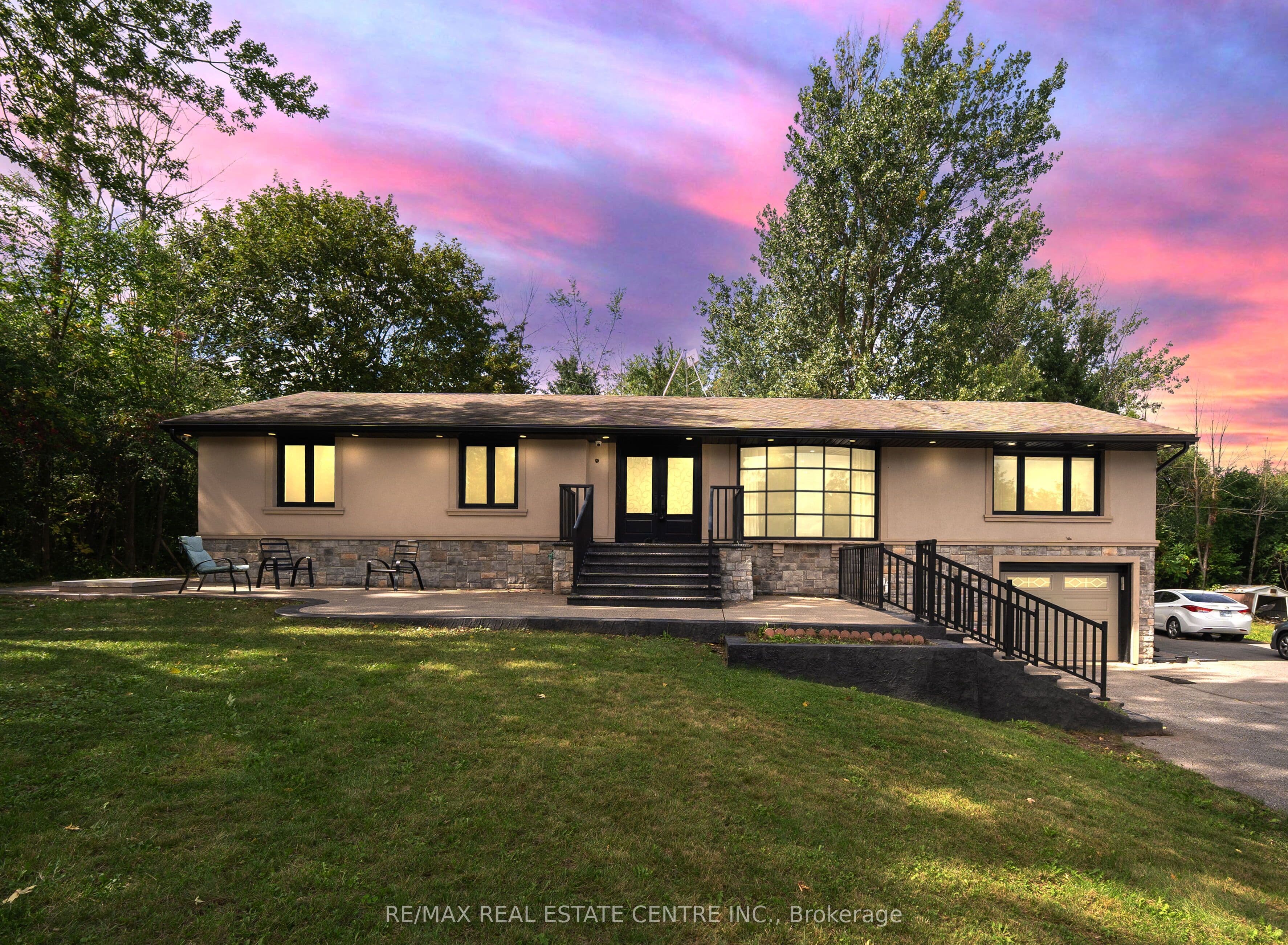 1910 Olde Base Line Road, Caledon, ON L7C 0J2