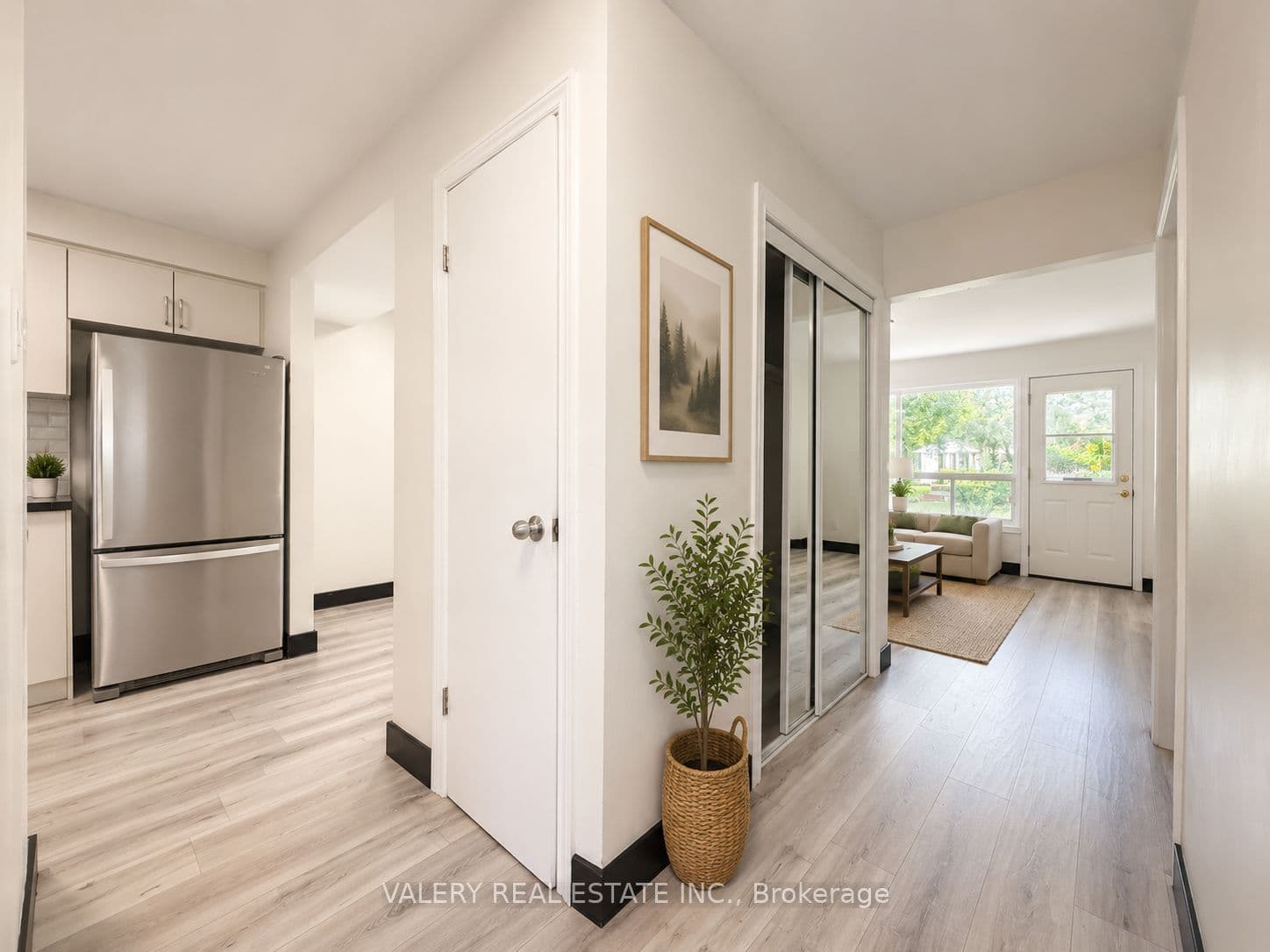 528 Sunnydale Place E, Waterloo, ON N2L 4T1