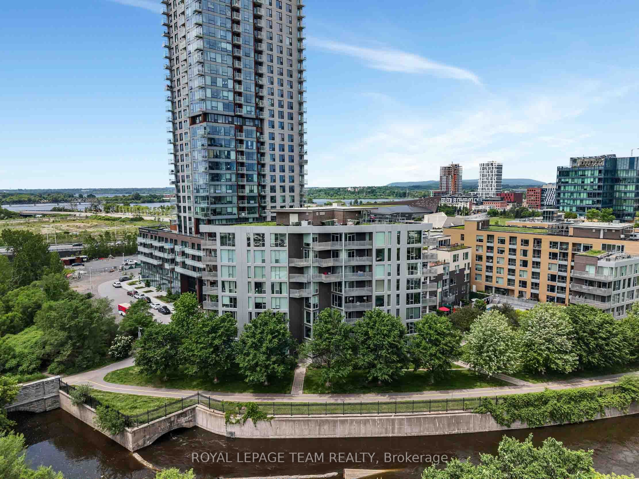 300C Lett Street 324, West Centre Town, ON K1R 0A8