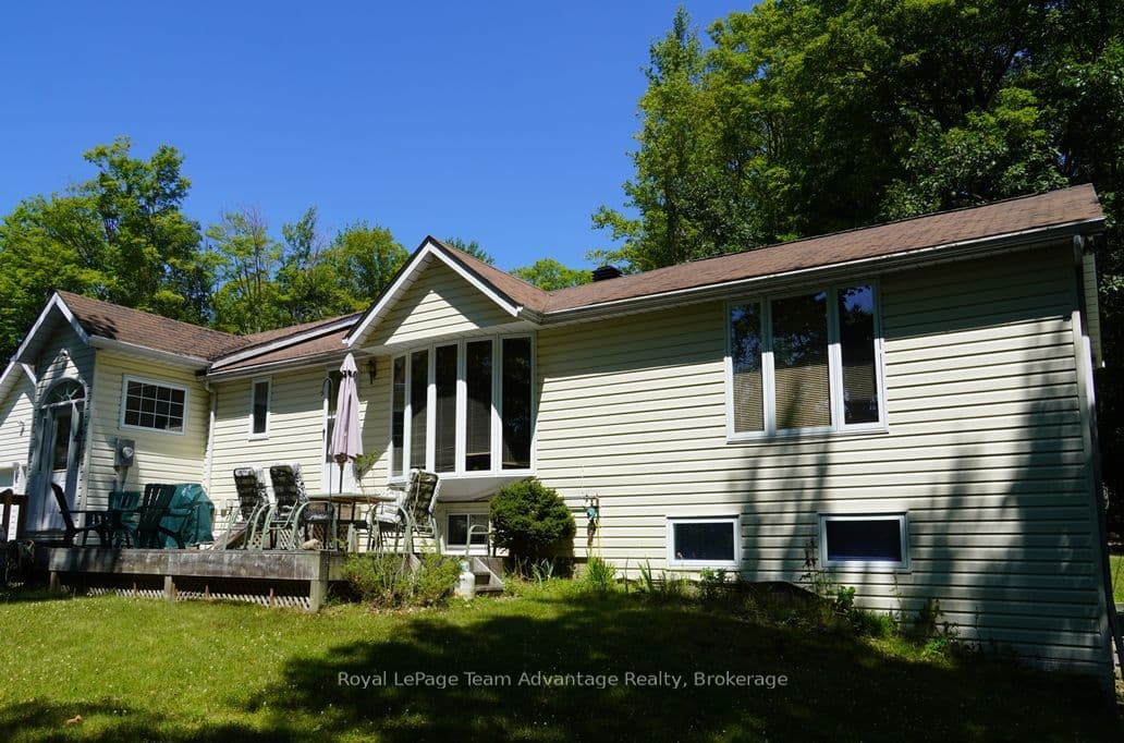 101 Carling Bay Road E, Carling, ON P0G 1G0