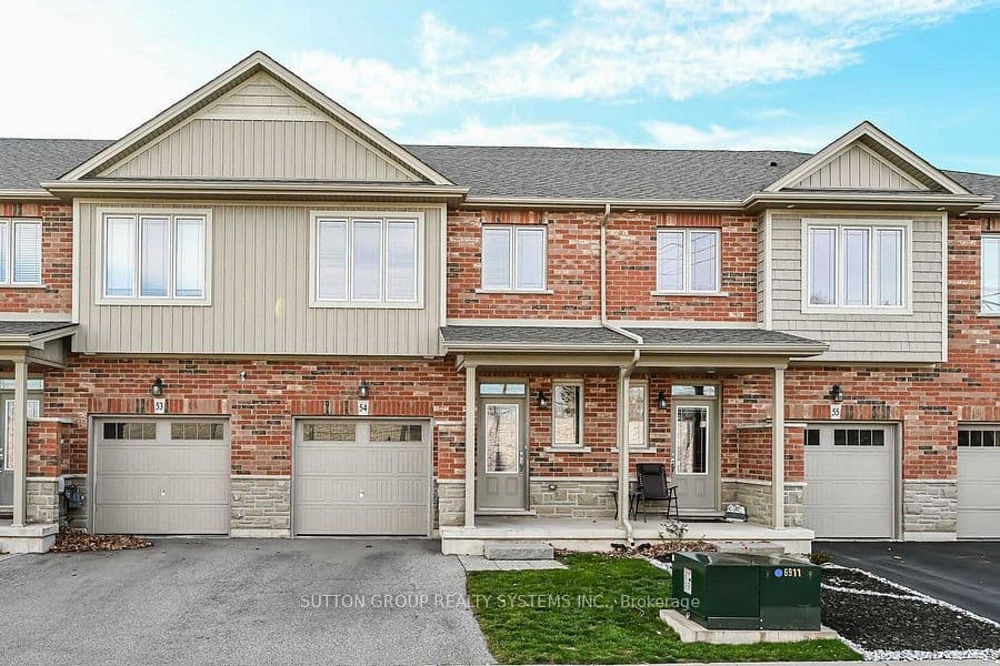 380 Lake Street 54, Grimsby, ON L3M 0E8
