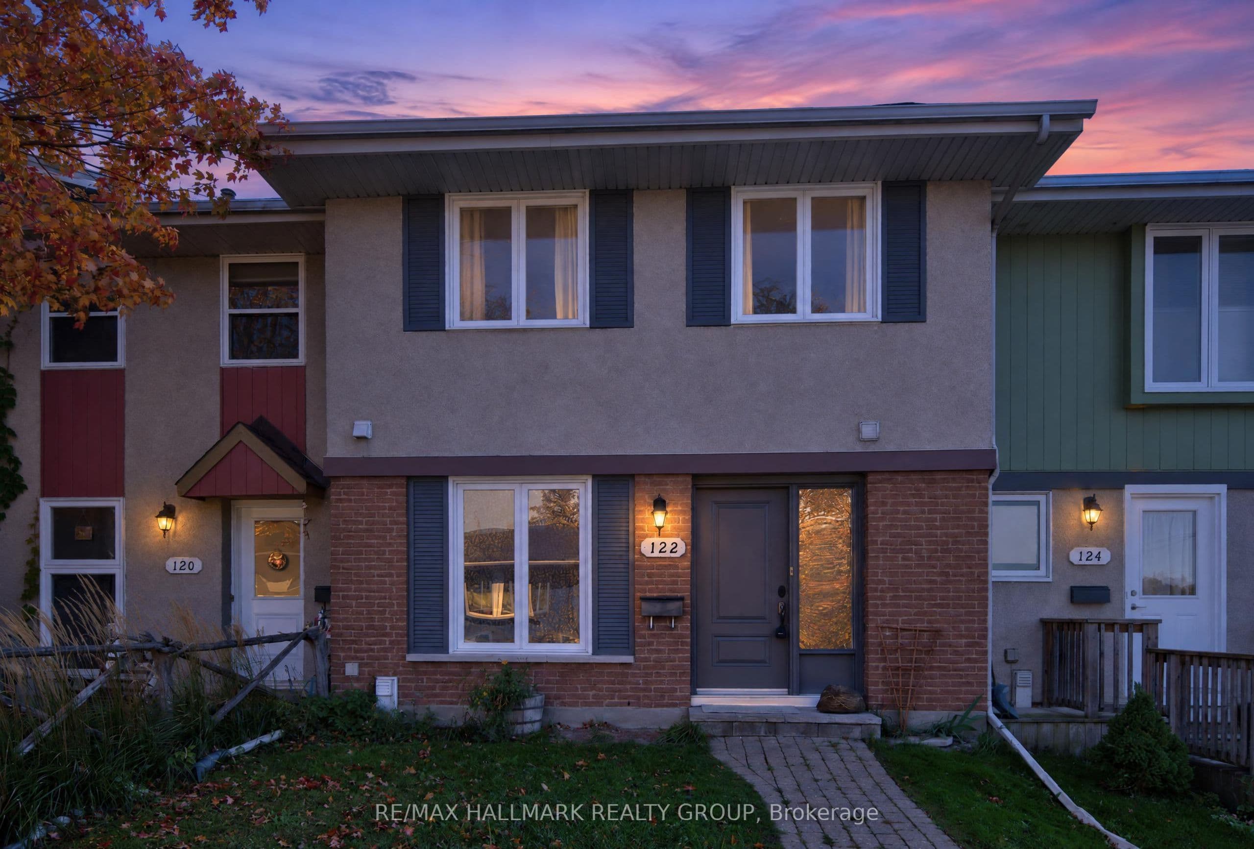 122 Costello Avenue, South of Baseline to Knoxdale, ON K2H 7C5