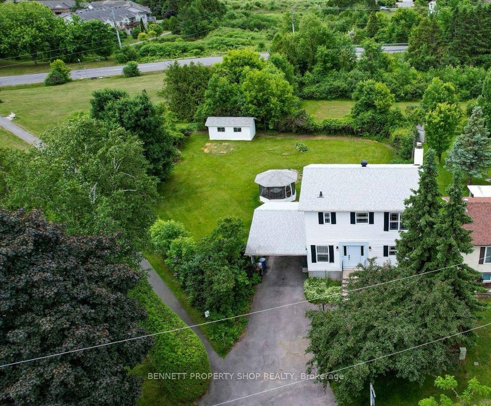 22 Poole Creek Crescent, Stittsville - Munster - Richmond, ON K2S 1T6