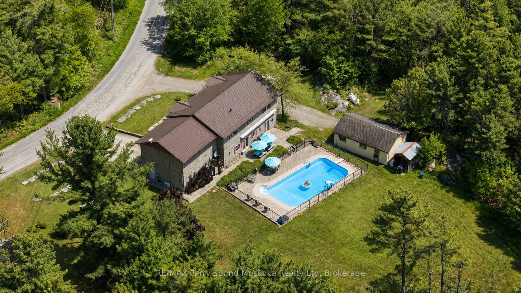 217 South Shore Road, The Archipelago, ON P0G 1K0