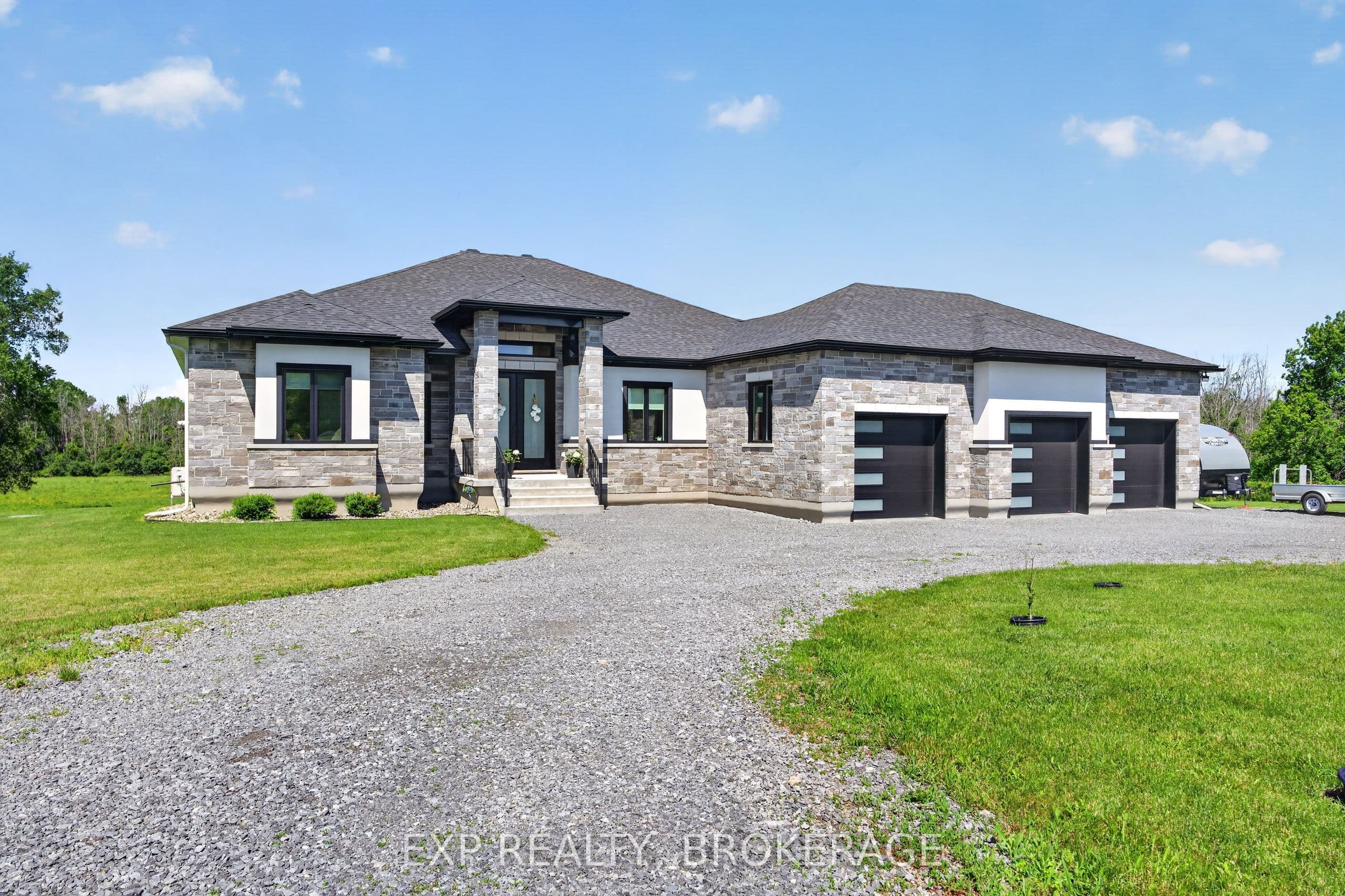 2515 QUABBIN Road, Kingston, ON K0H 2H0