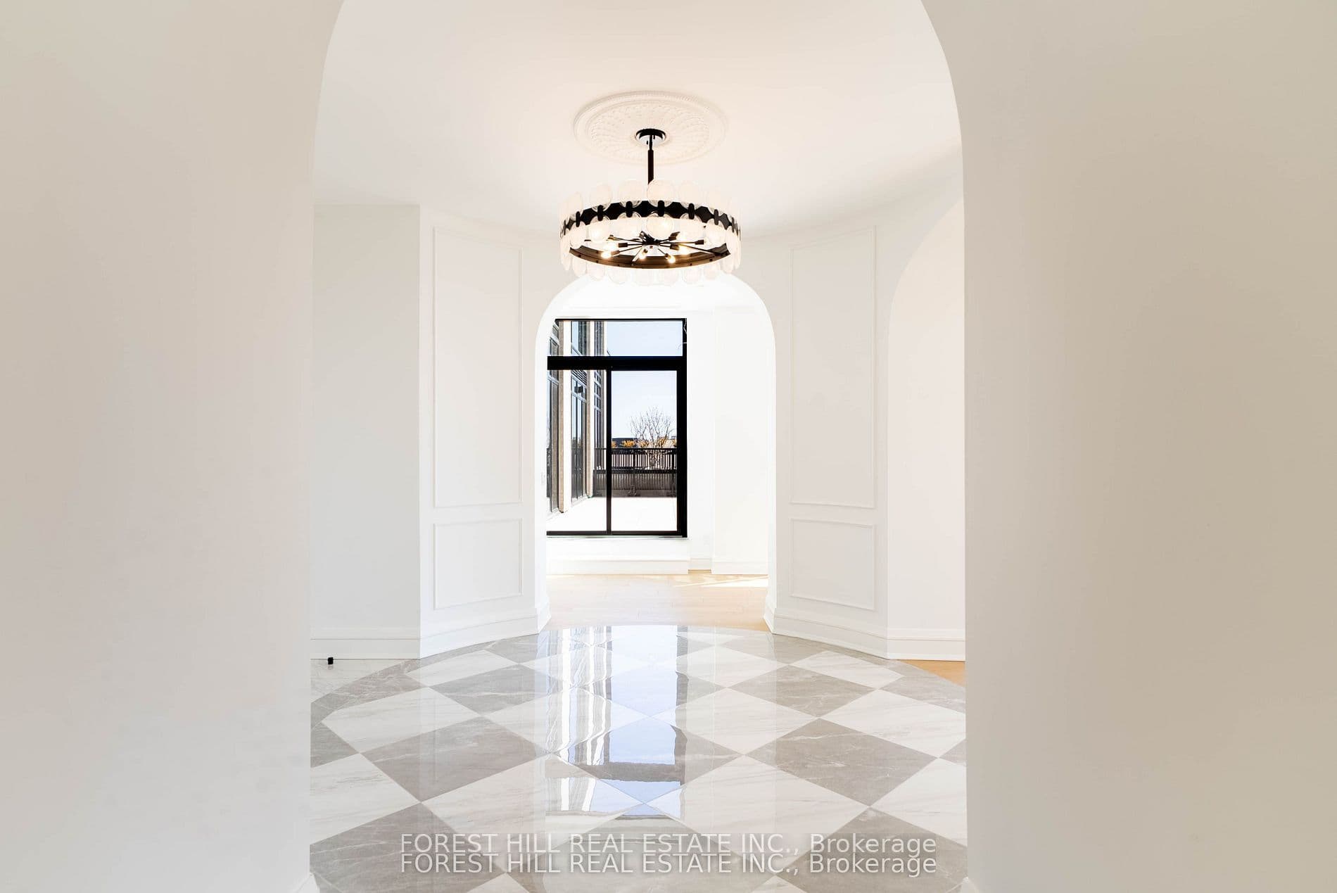 2010 Bathurst Street 6A, Toronto, ON M5P 0A8