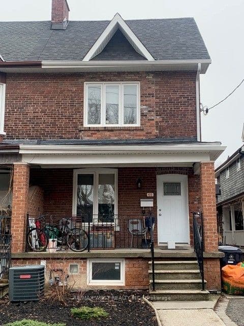 46 Westmoreland Avenue D, Toronto, ON M6H 2Z7