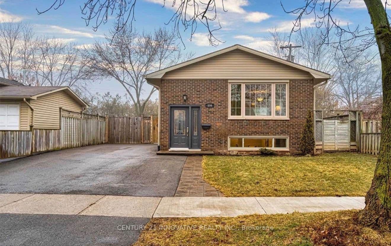 586 Chamberlain Road, Burlington, ON L7L 2V5