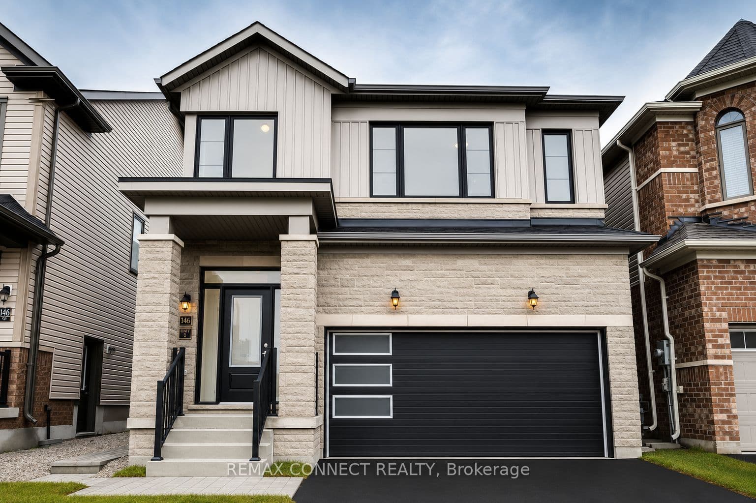 90 Sherbourne Street 301, Toronto, ON M5A 2R1