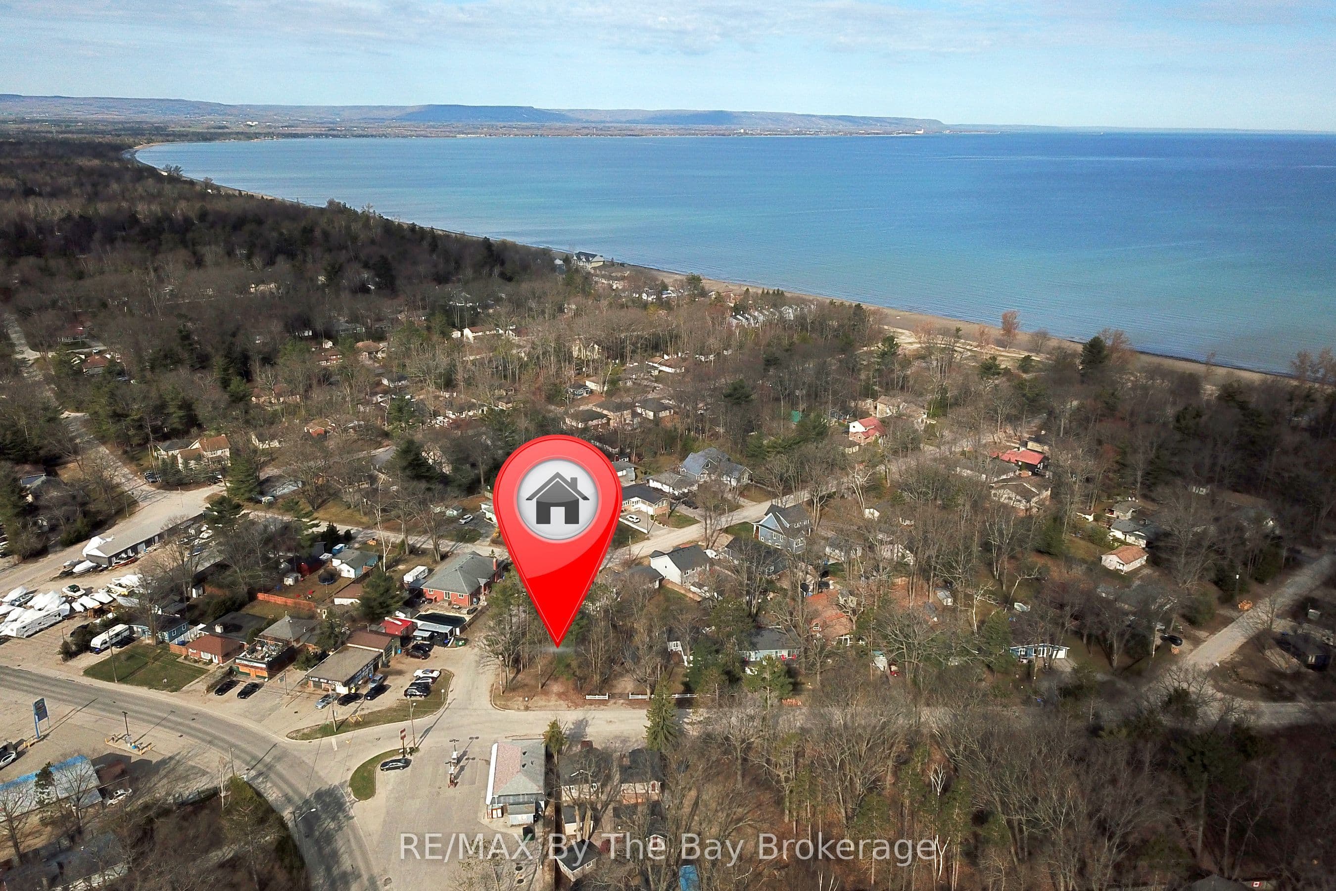 122 24th St N W/s Street, Wasaga Beach, ON L9Z 2E8