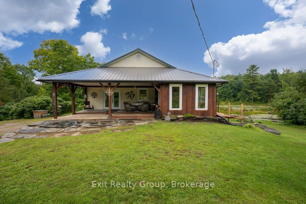 64A Oliver Road, Addington Highlands, ON K0H 1Z0