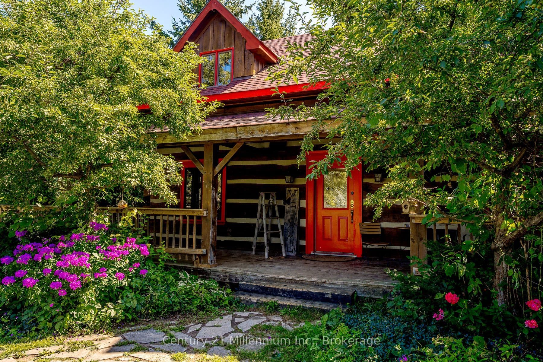 1547 County 42 Road, Clearview, ON L0M 1S0