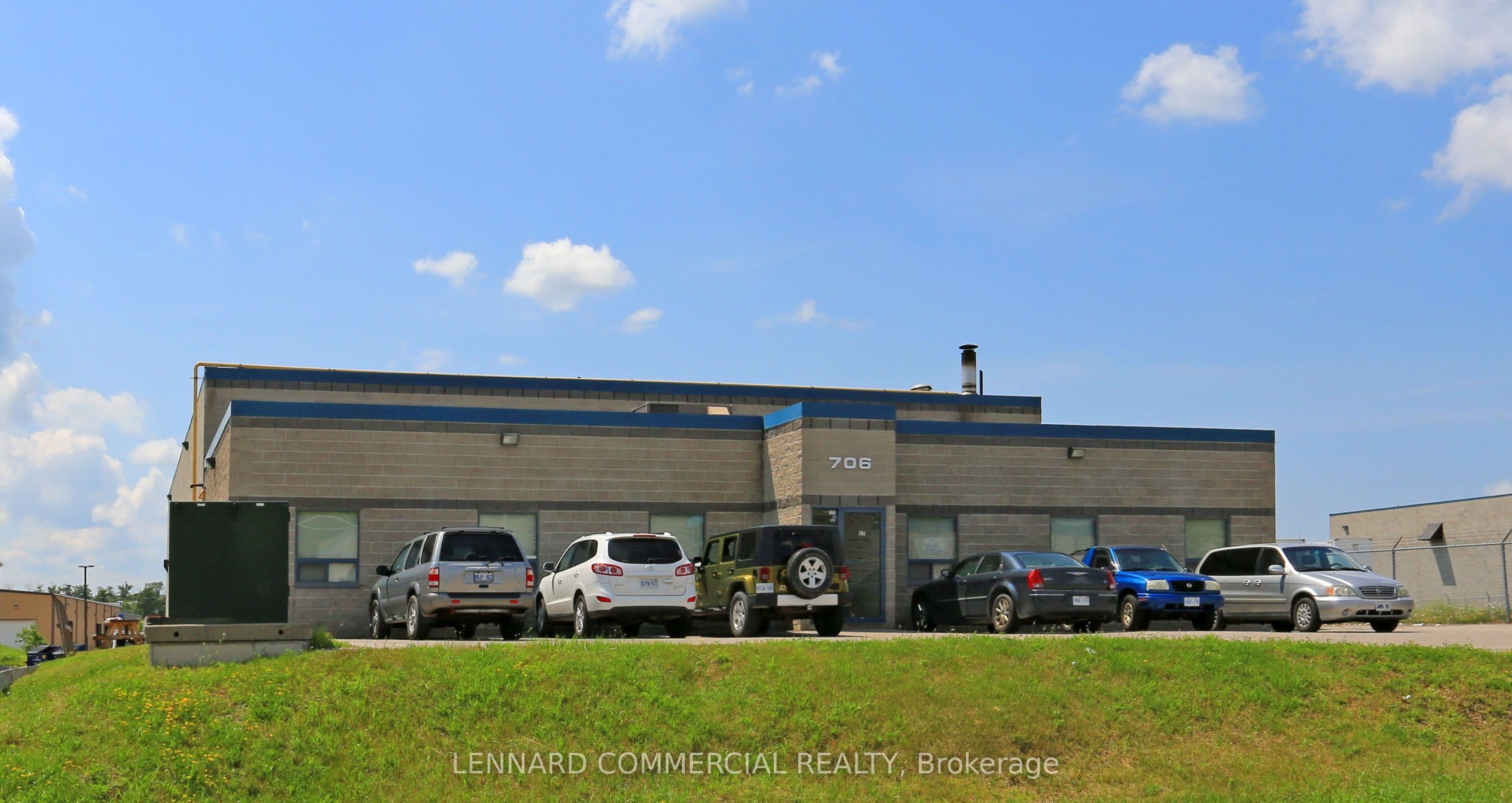 706 Bayview Drive, Barrie, ON L4N 9A6