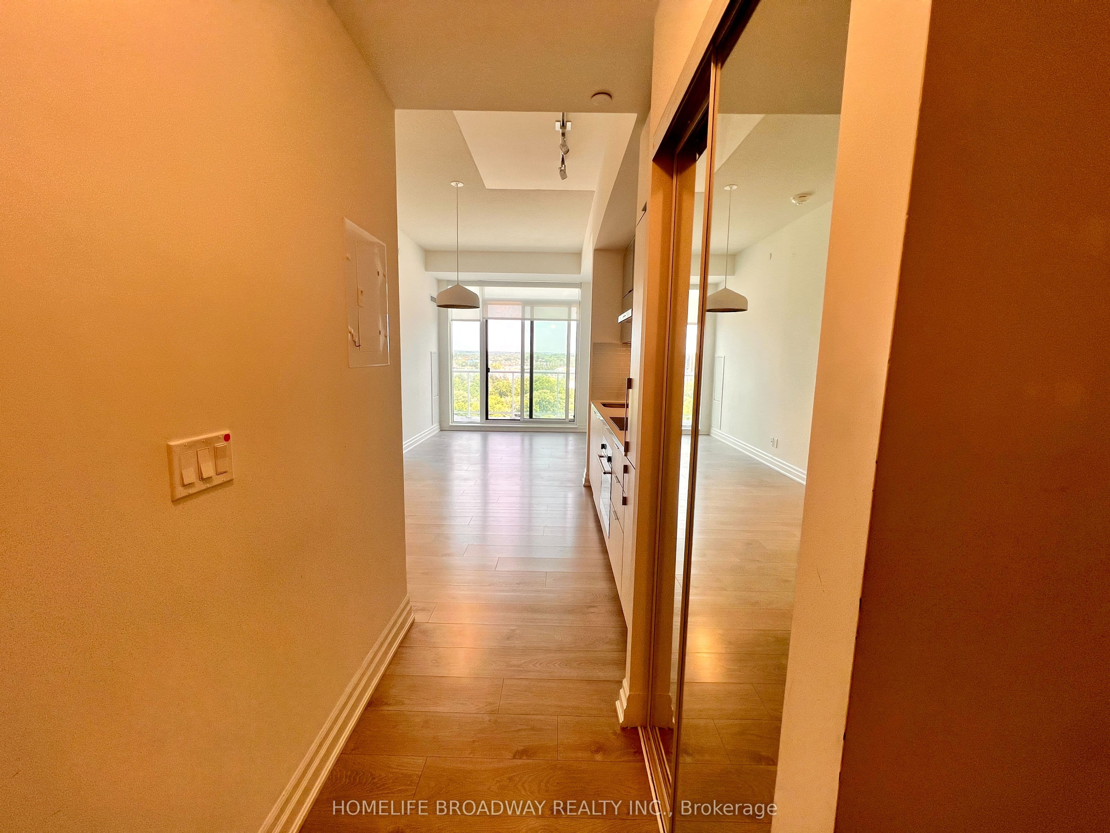 8 Rouge Valley Drive W 1204, Markham, ON L6G 0G8