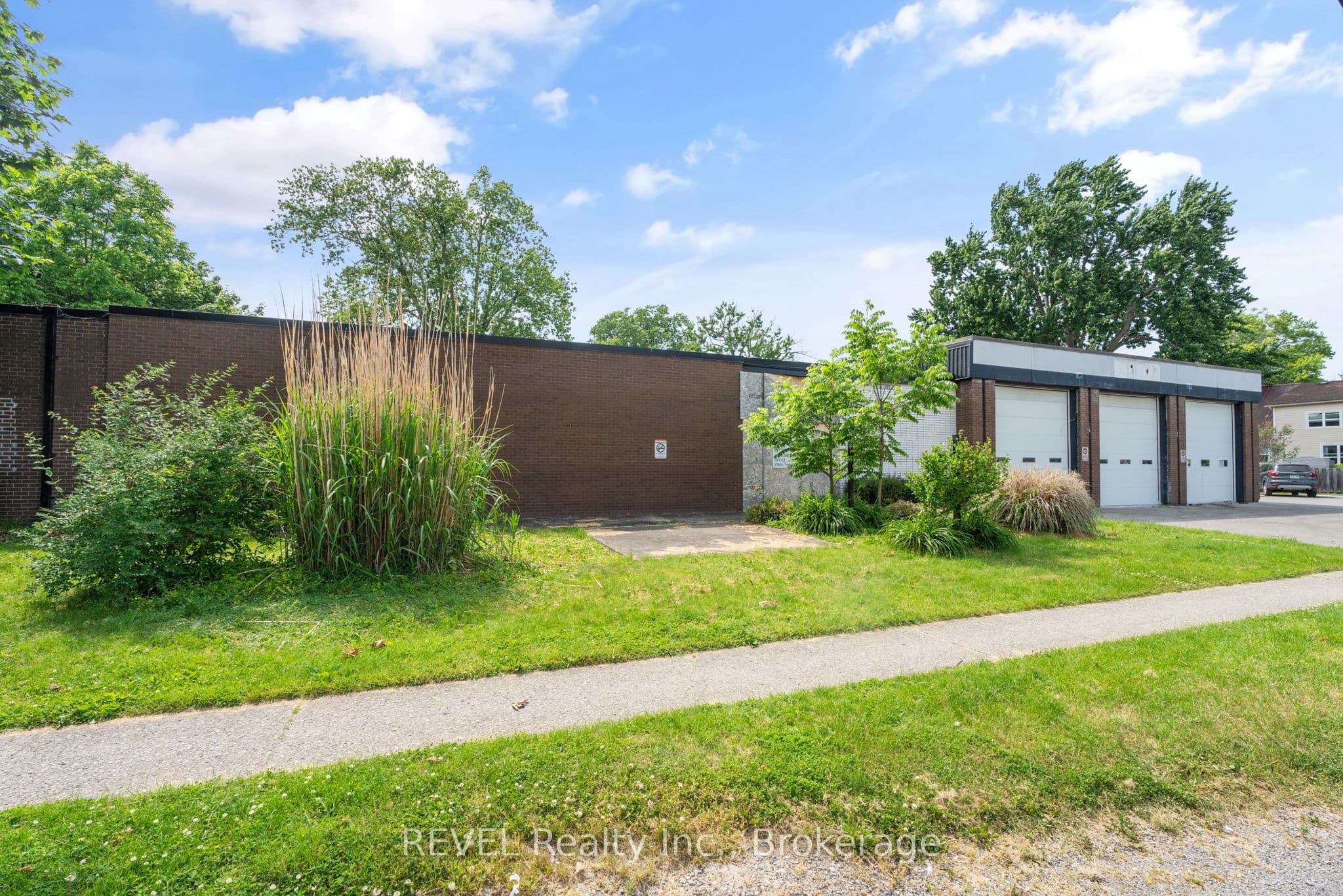 271 RIDGEWAY Road, Fort Erie, ON L0S 1B0